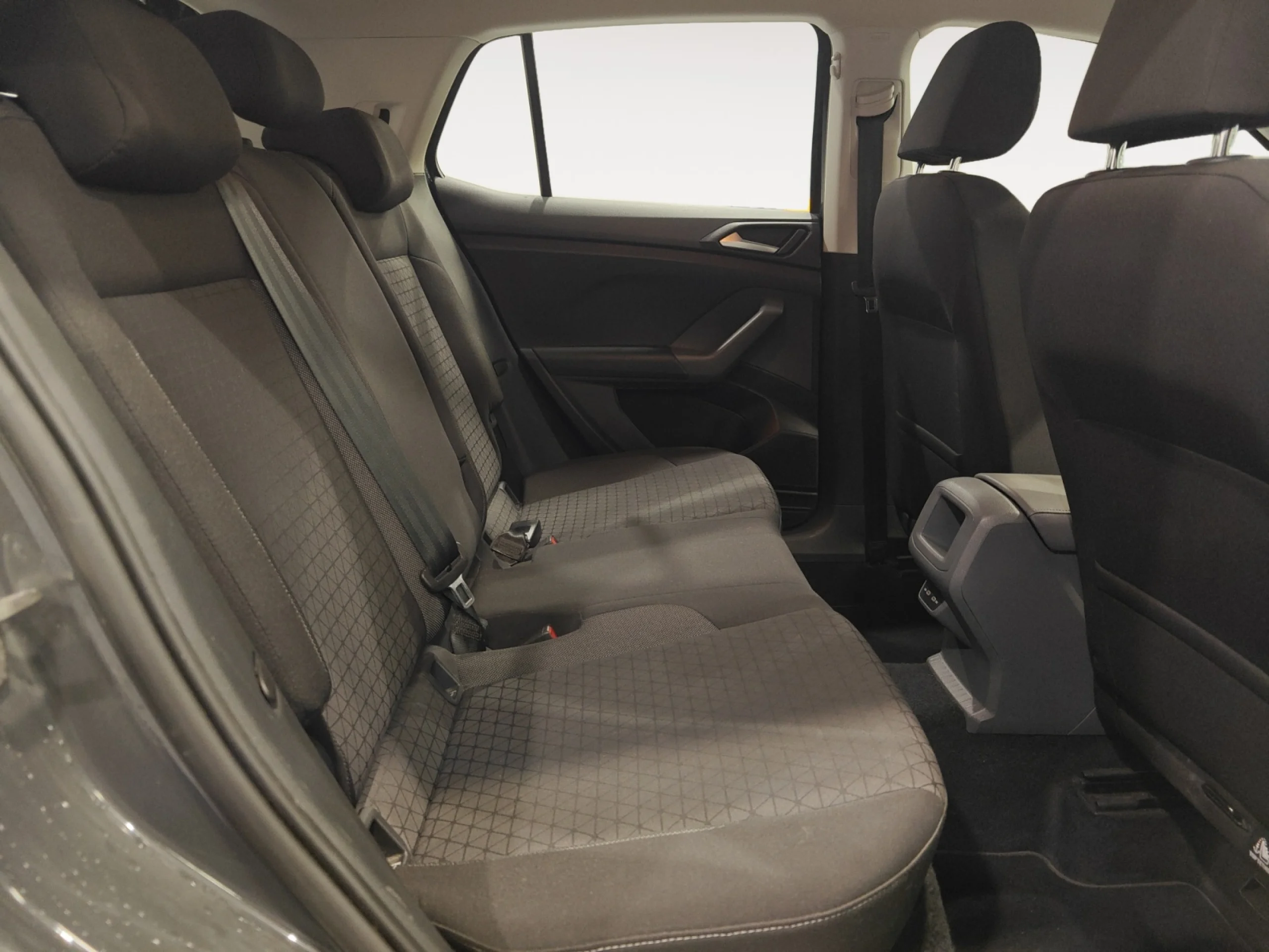 VOLKSWAGEN T CROSS ADVANCE 1.0 TSI 85KW (115CV) - Foto 6