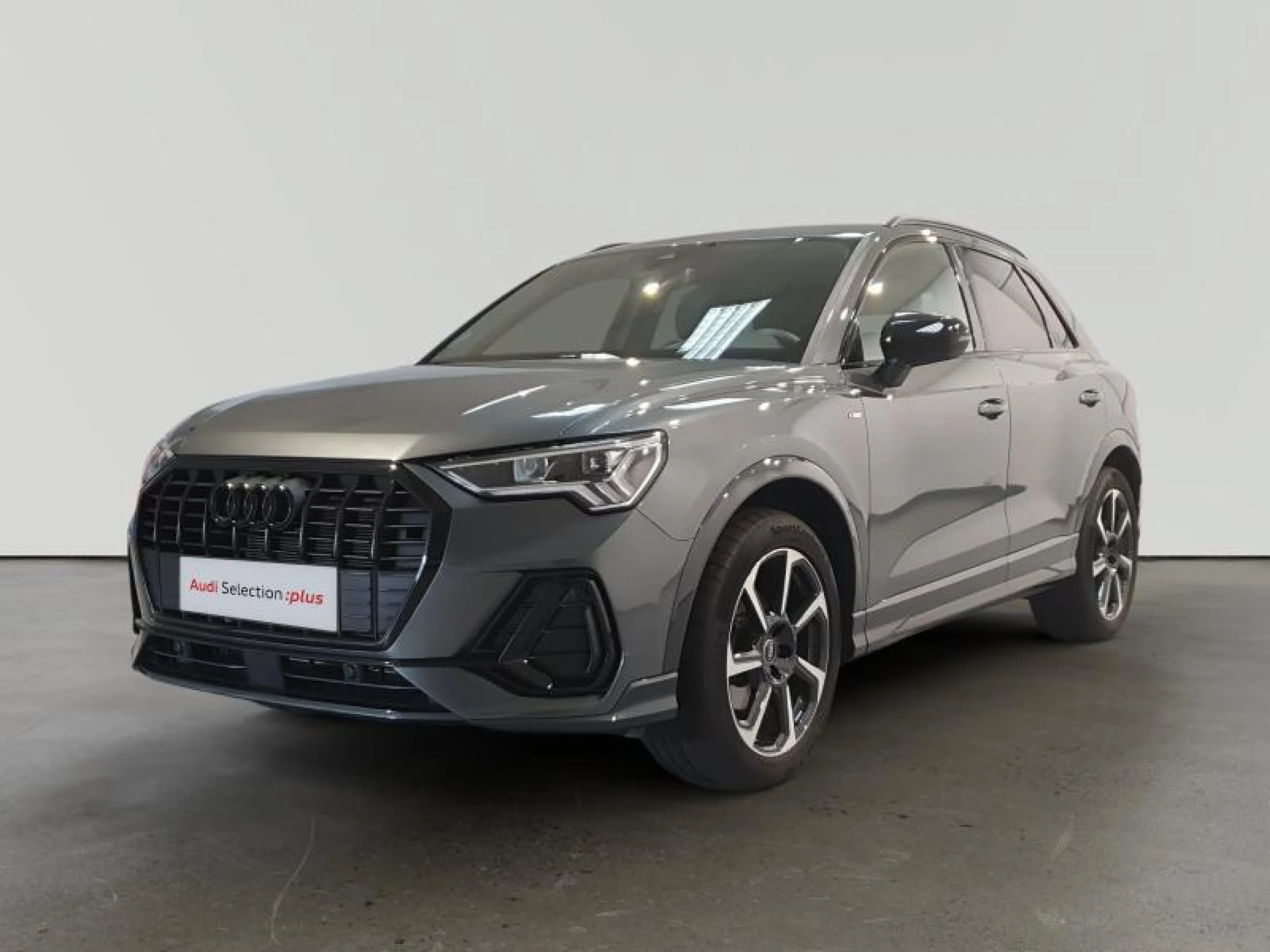 AUDI Q3 BLACK LINE 35 TFSI 110KW (150CV) S TRON - Foto 1