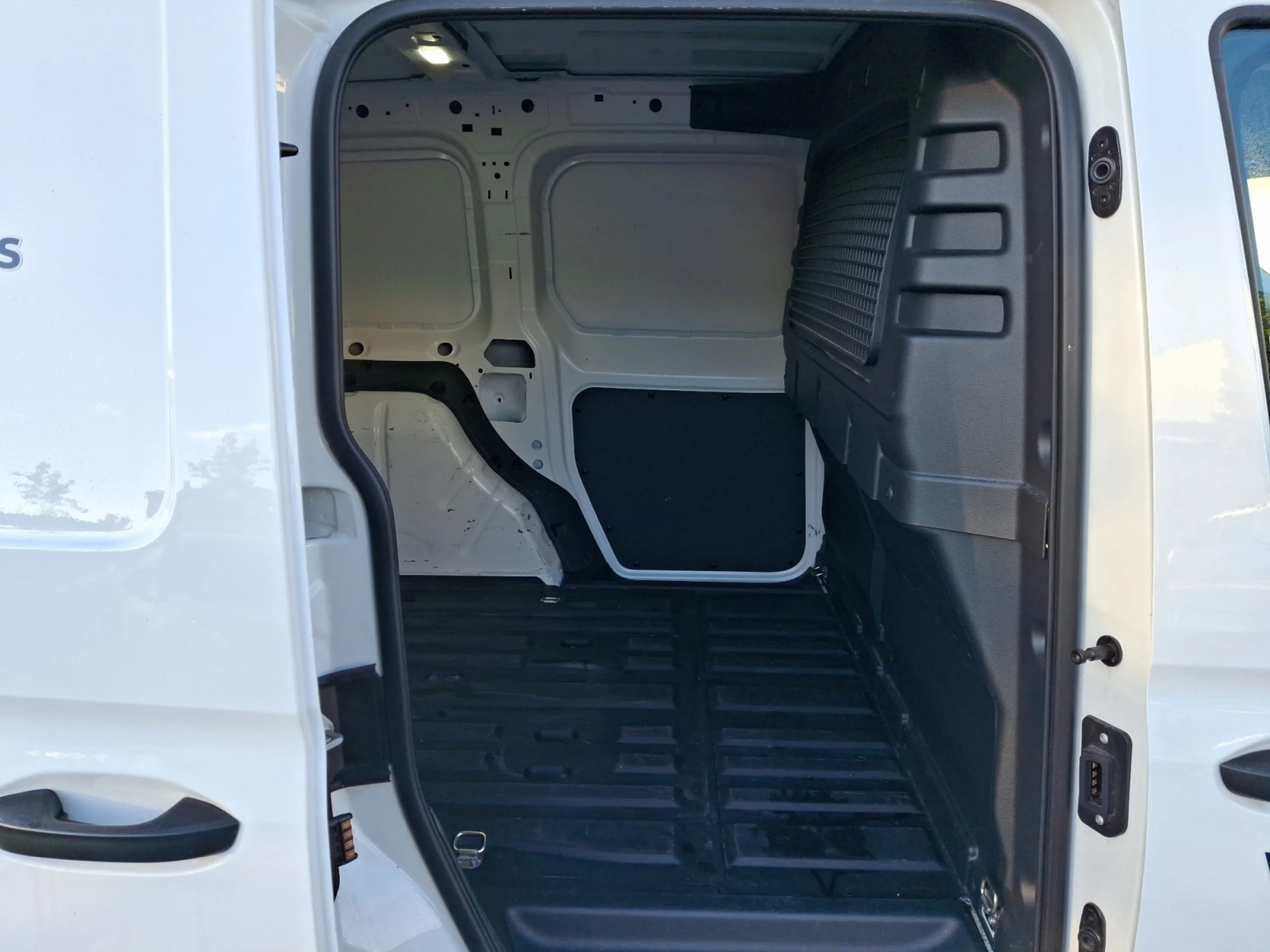VW COMERCIALES Caddy CADDY  CARGO  1.5 TSI HYBRID 85 KW (116 CV) / 85 KW (116 CV) DSG 6 VEL. - Foto 6