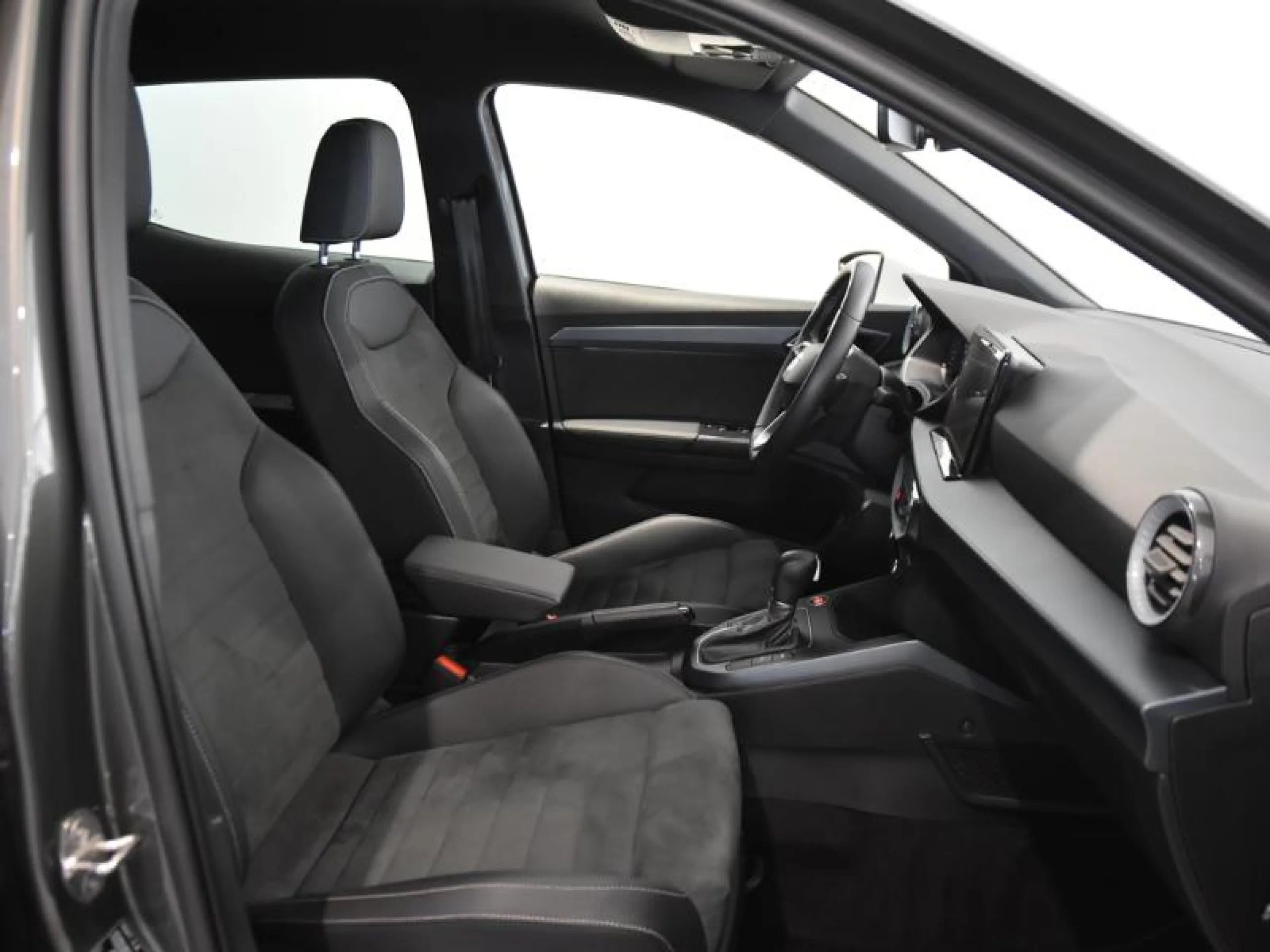 SEAT ARONA 1.5 TSI 110KW DSG SPECIAL EDITION - Foto 5