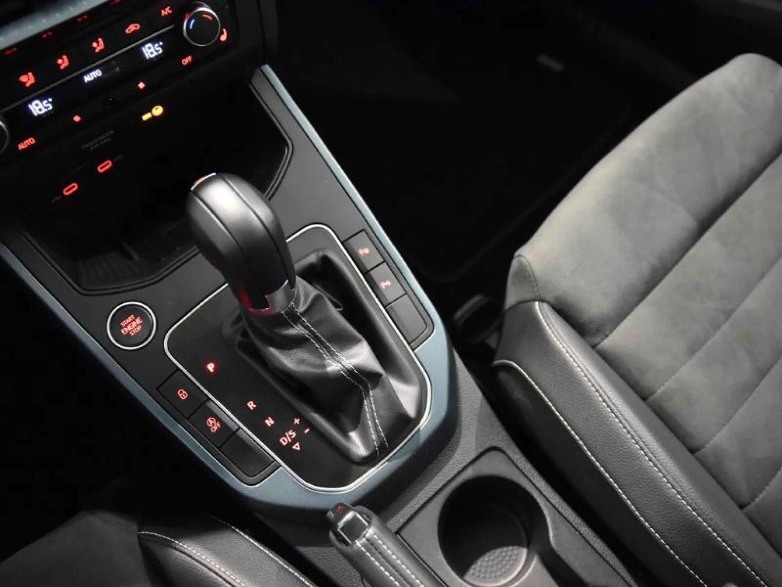 SEAT ARONA 1.5 TSI 110KW DSG SPECIAL EDITION - Foto 10