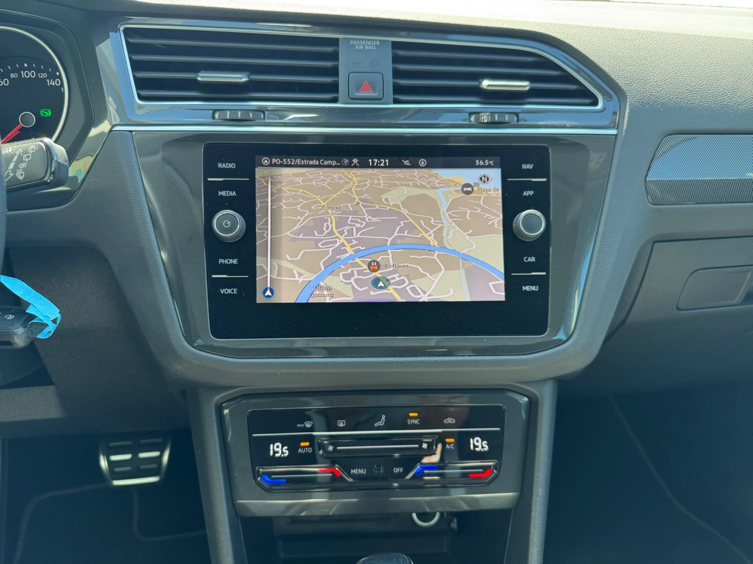 VOLKSWAGEN TIGUAN URBAN SPORT 1.5 TSI 110KW (150CV) - Foto 9