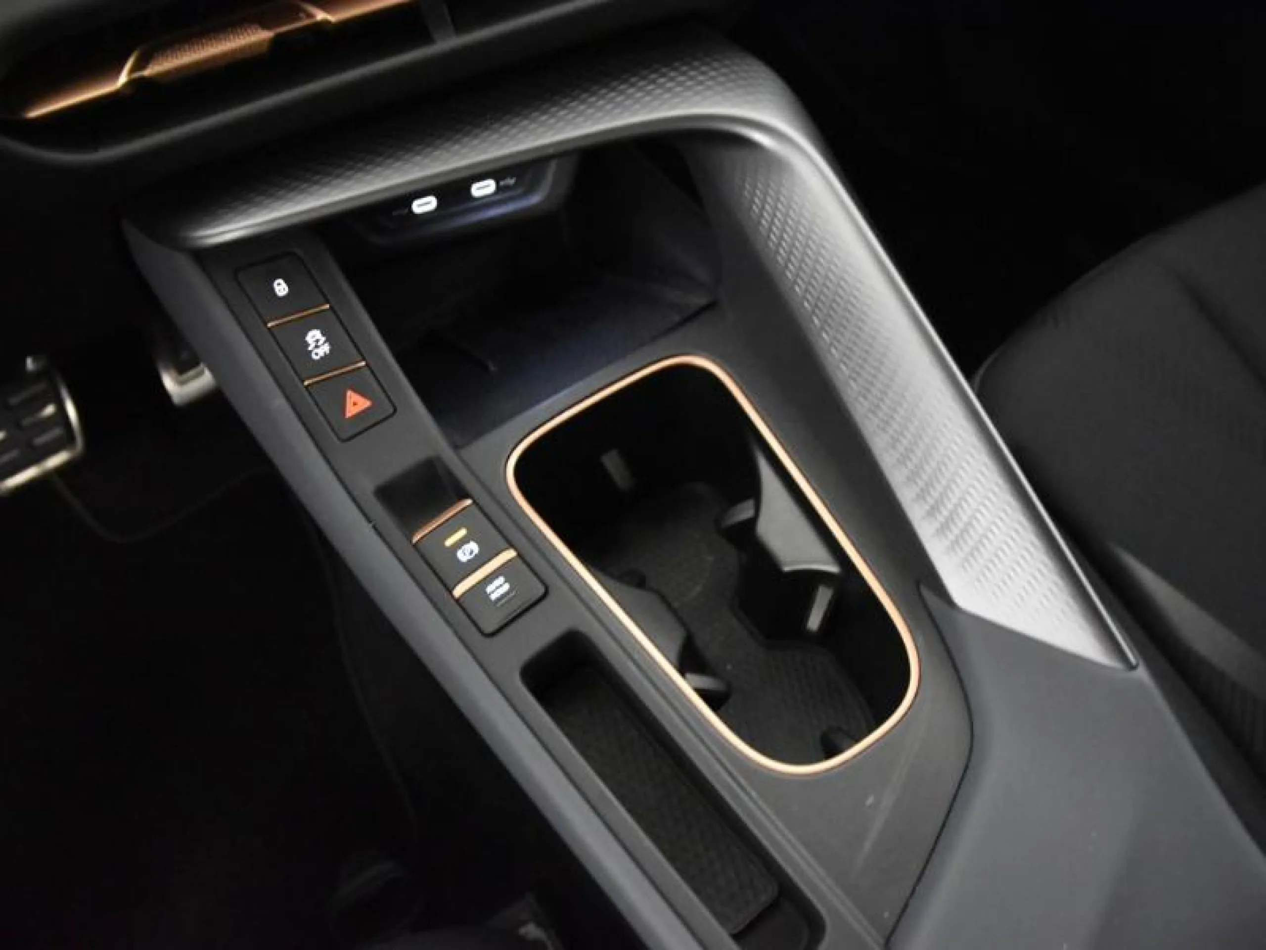 CUPRA TERRAMAR 1.5 ETSI 110KW (150 CV) DSG - Foto 10
