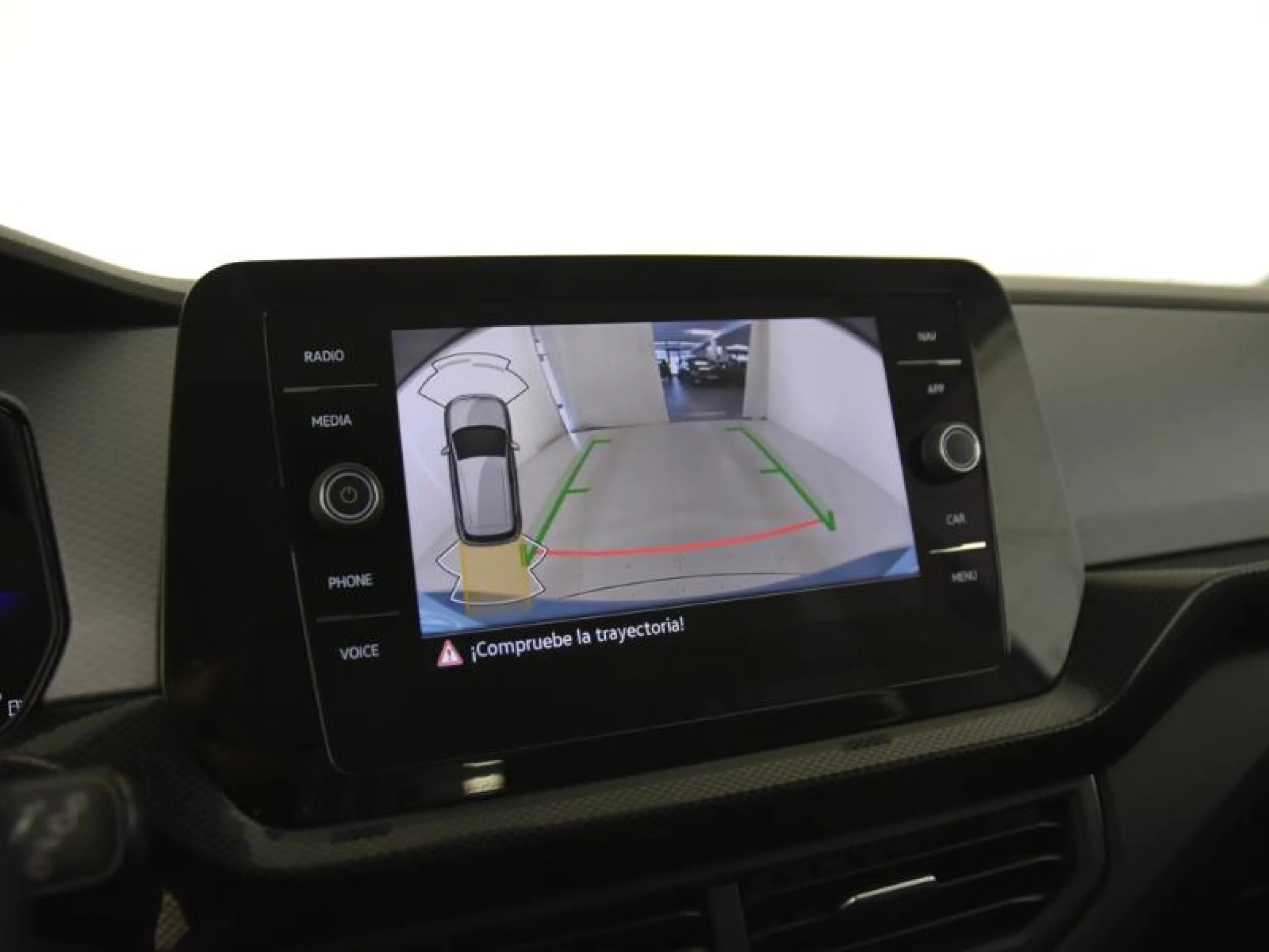 VOLKSWAGEN T CROSS ADVANCE 1.0 TSI 81KW (110CV) - Foto 13