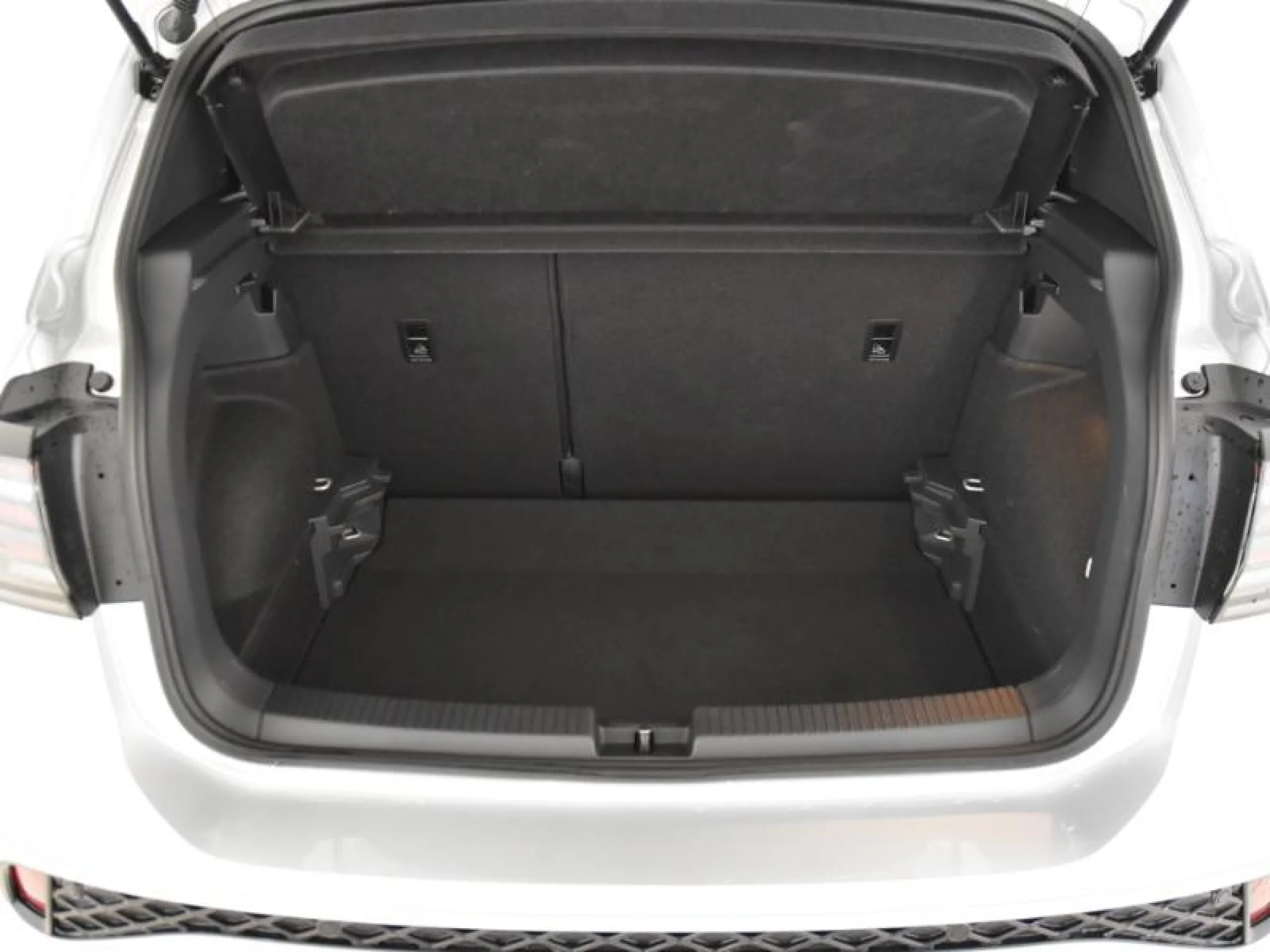 VOLKSWAGEN T CROSS T CROSS R LINE 1.0 TSI 85 KW (115 CV)  6 VEL. - Foto 7