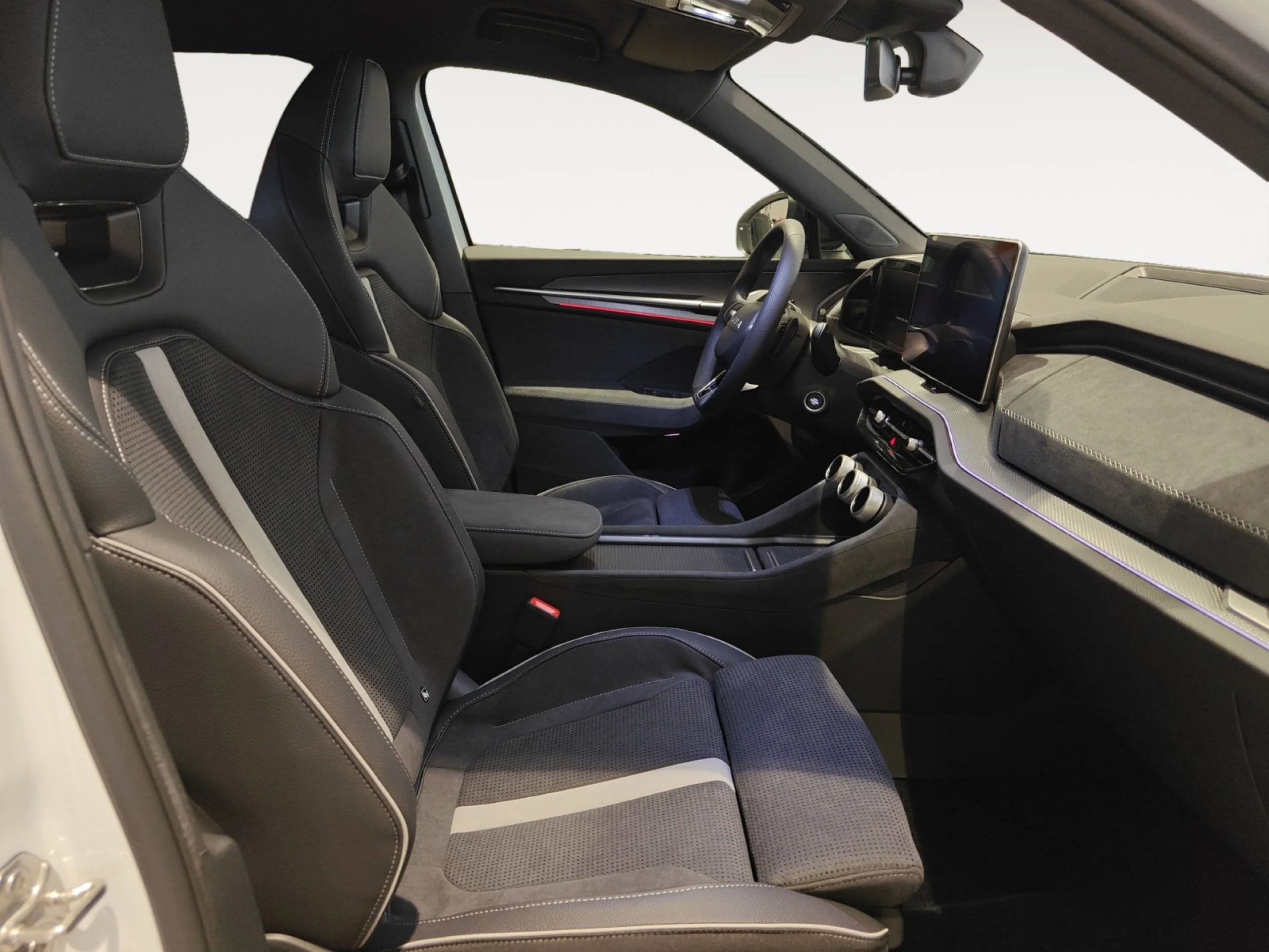 SKODA KODIAQ 2.0 TDI 110KW (150CV) DSG SPORTLINE - Foto 5