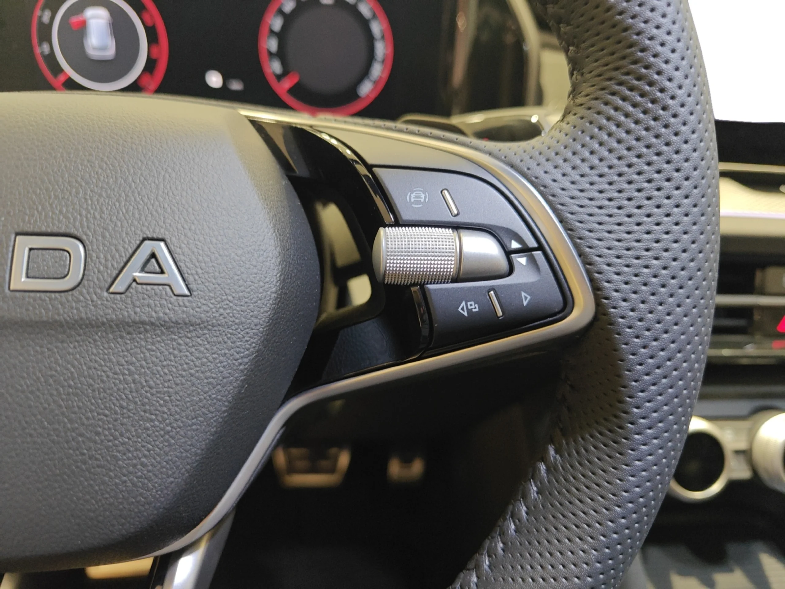 SKODA KODIAQ 2.0 TDI 110KW (150CV) DSG SPORTLINE - Foto 10