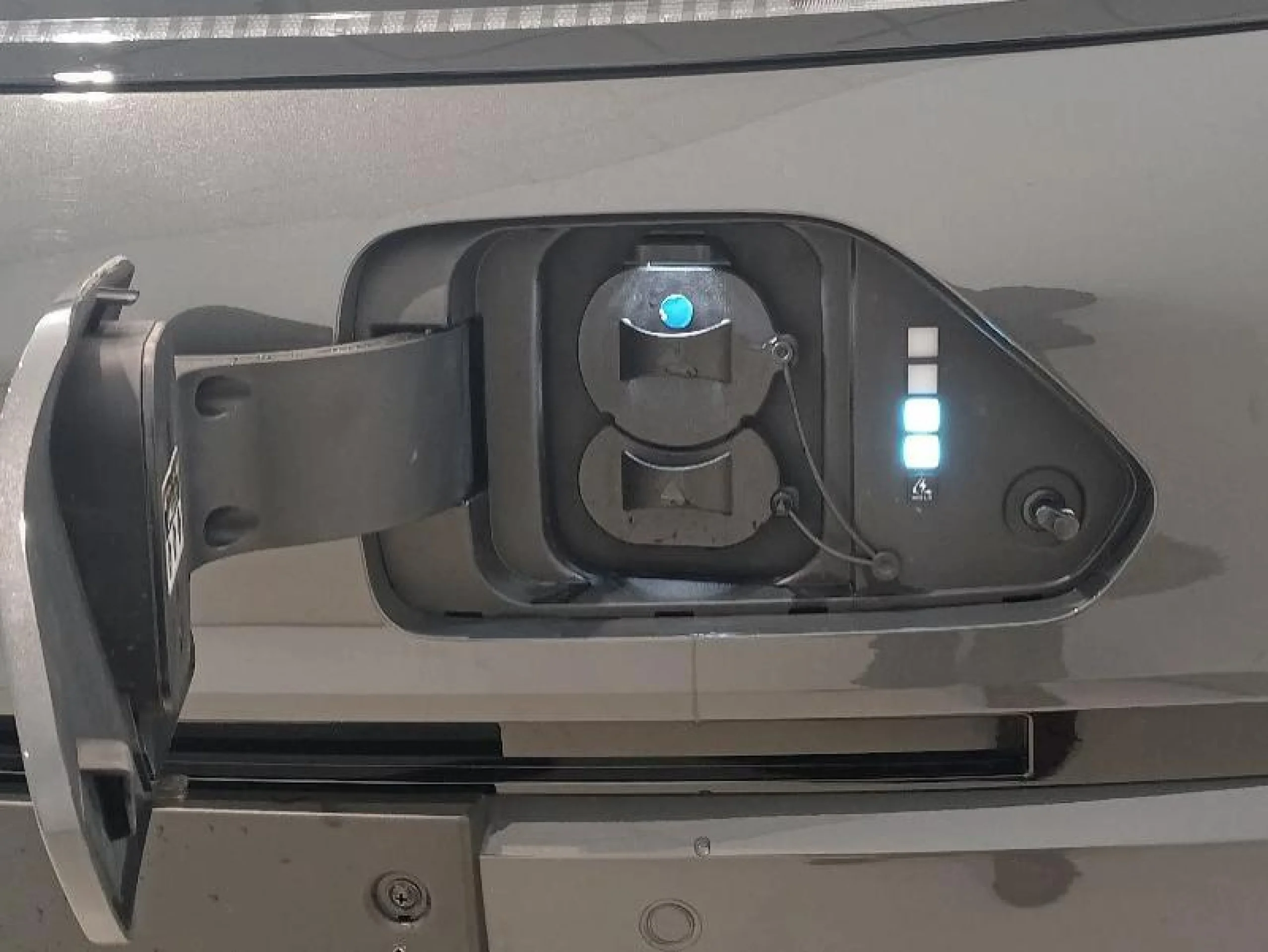 HYUNDAI KONA EV 150KW 65KWH TECNO 2C - Foto 4
