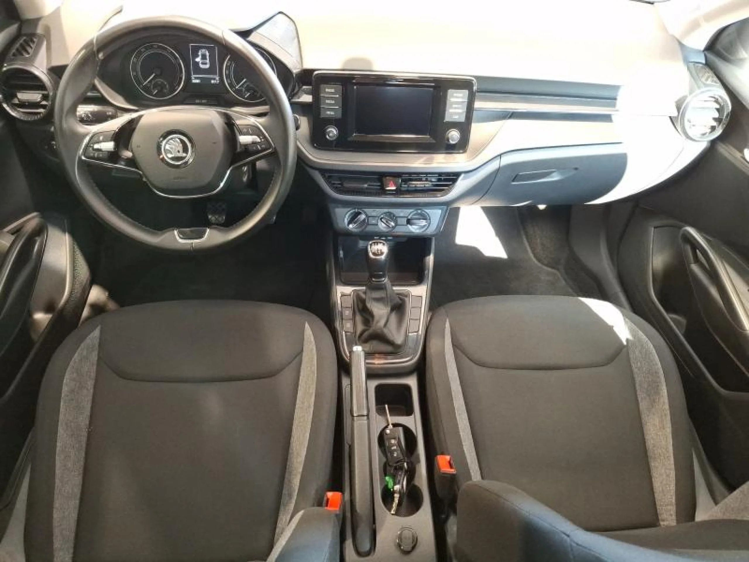 SKODA FABIA 1.0 MPI 59KW (80CV) ACTIVE - Foto 4