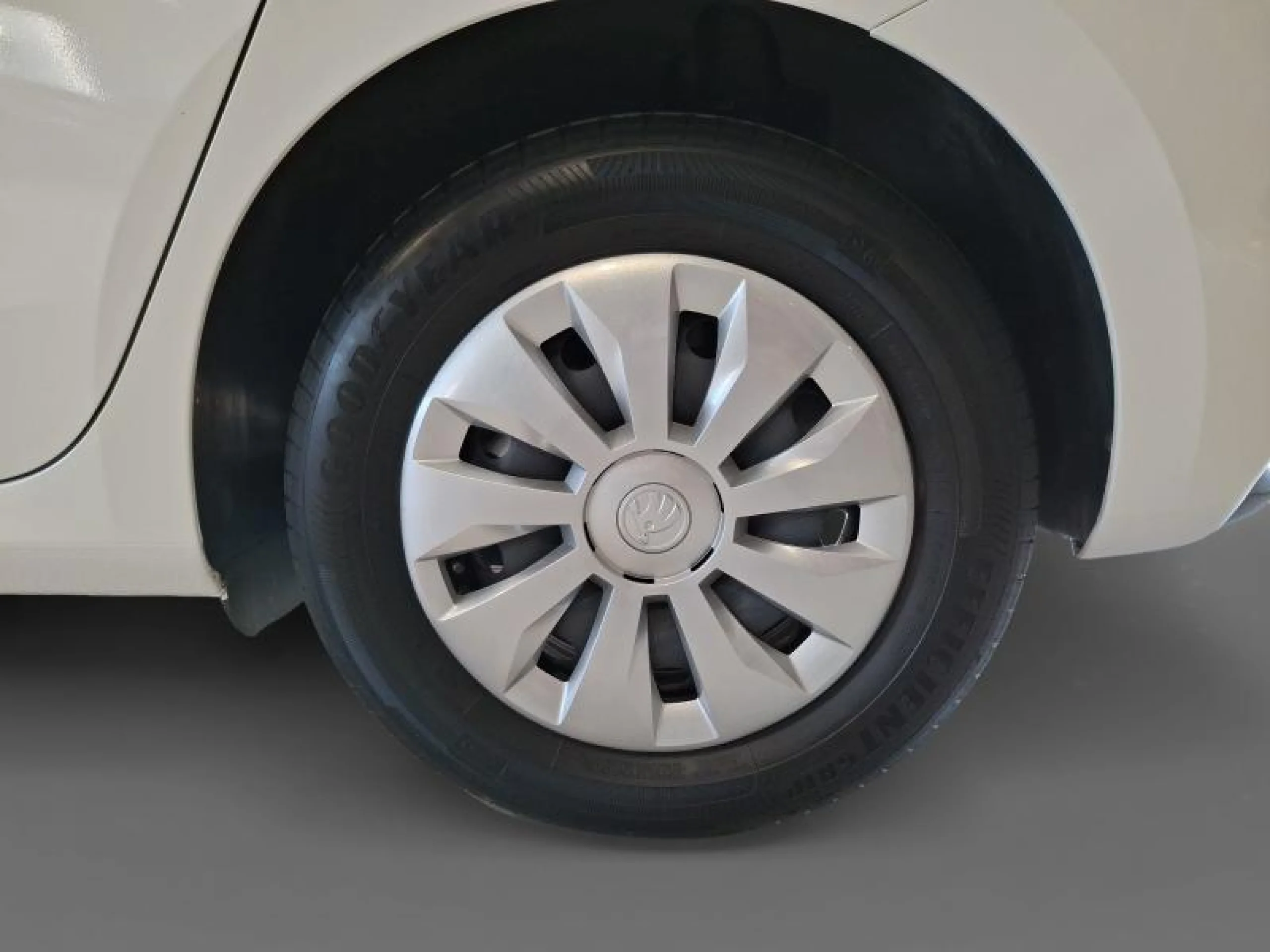 SKODA FABIA 1.0 MPI 59KW (80CV) ACTIVE - Foto 8