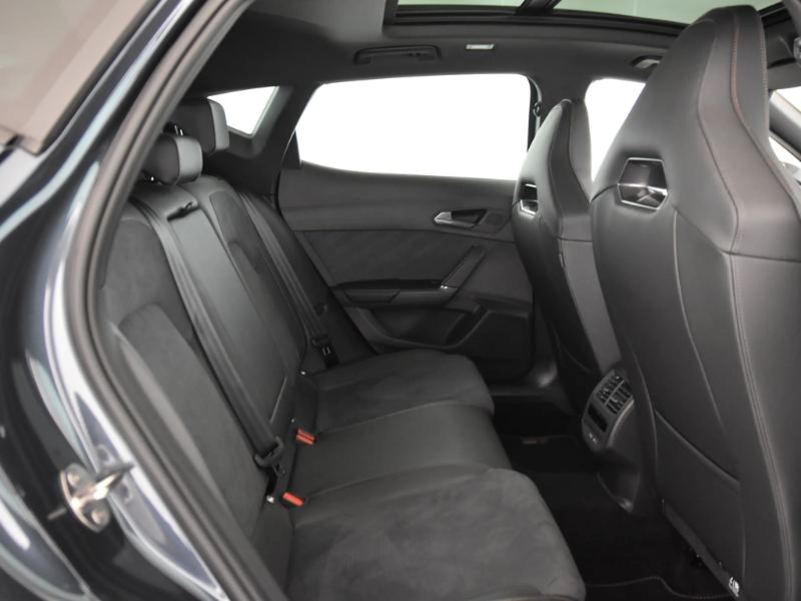 CUPRA FORMENTOR 1.5 TSI E HYBRID 200KW (272 CV) VZ DSG - Foto 6