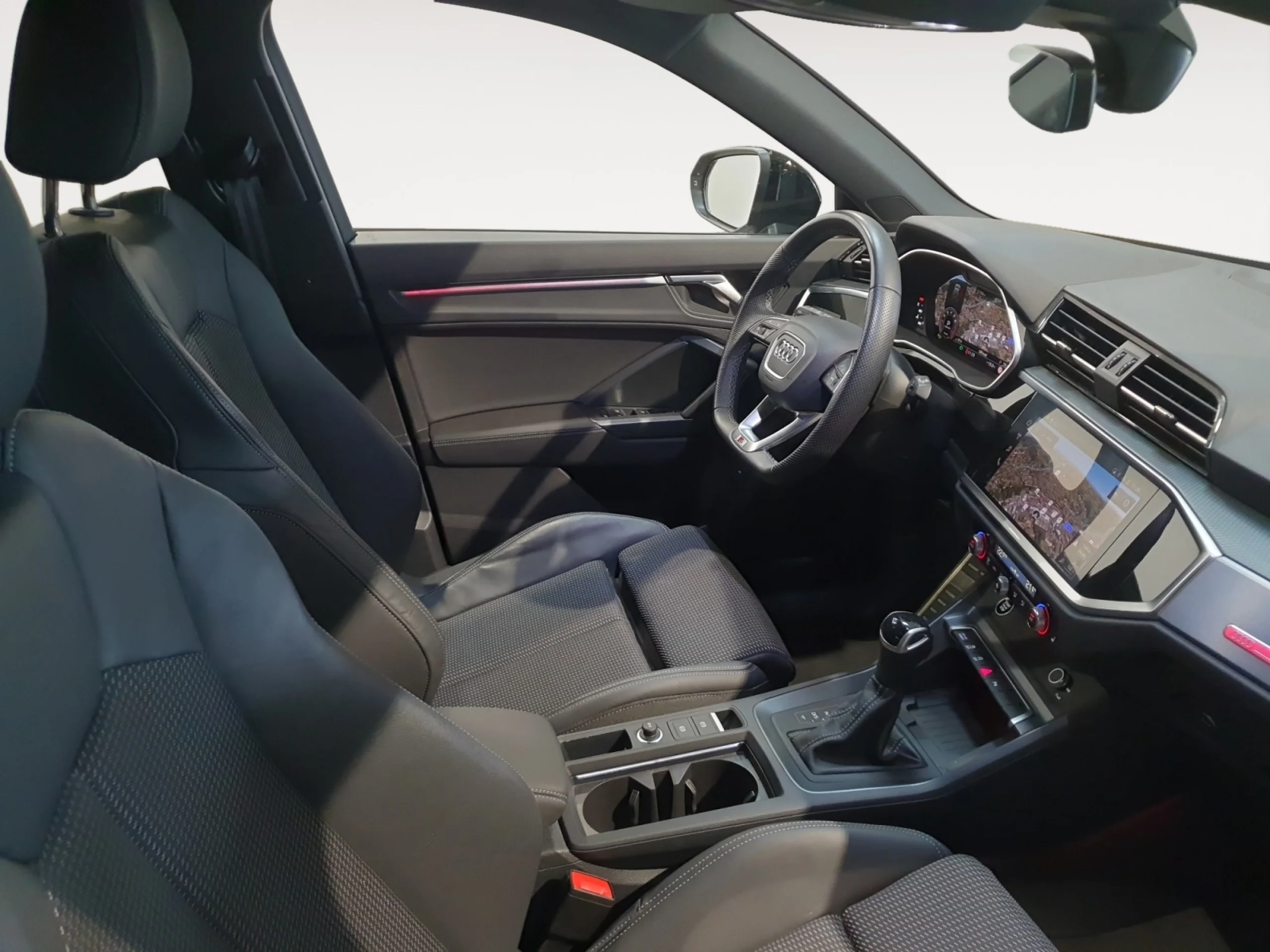 AUDI Q3 BLACK LINE 35 TFSI 110KW (150CV) S TRON - Foto 7