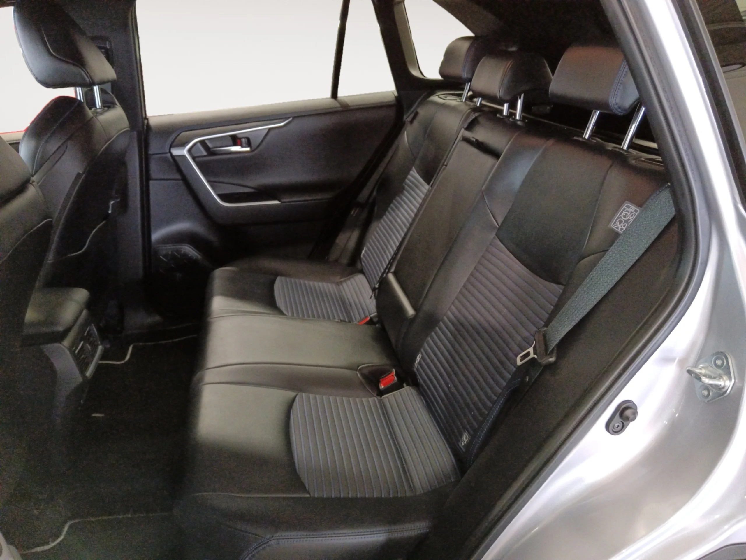 TOYOTA Rav4 2.5L 220H STYLE 4WD - Foto 6