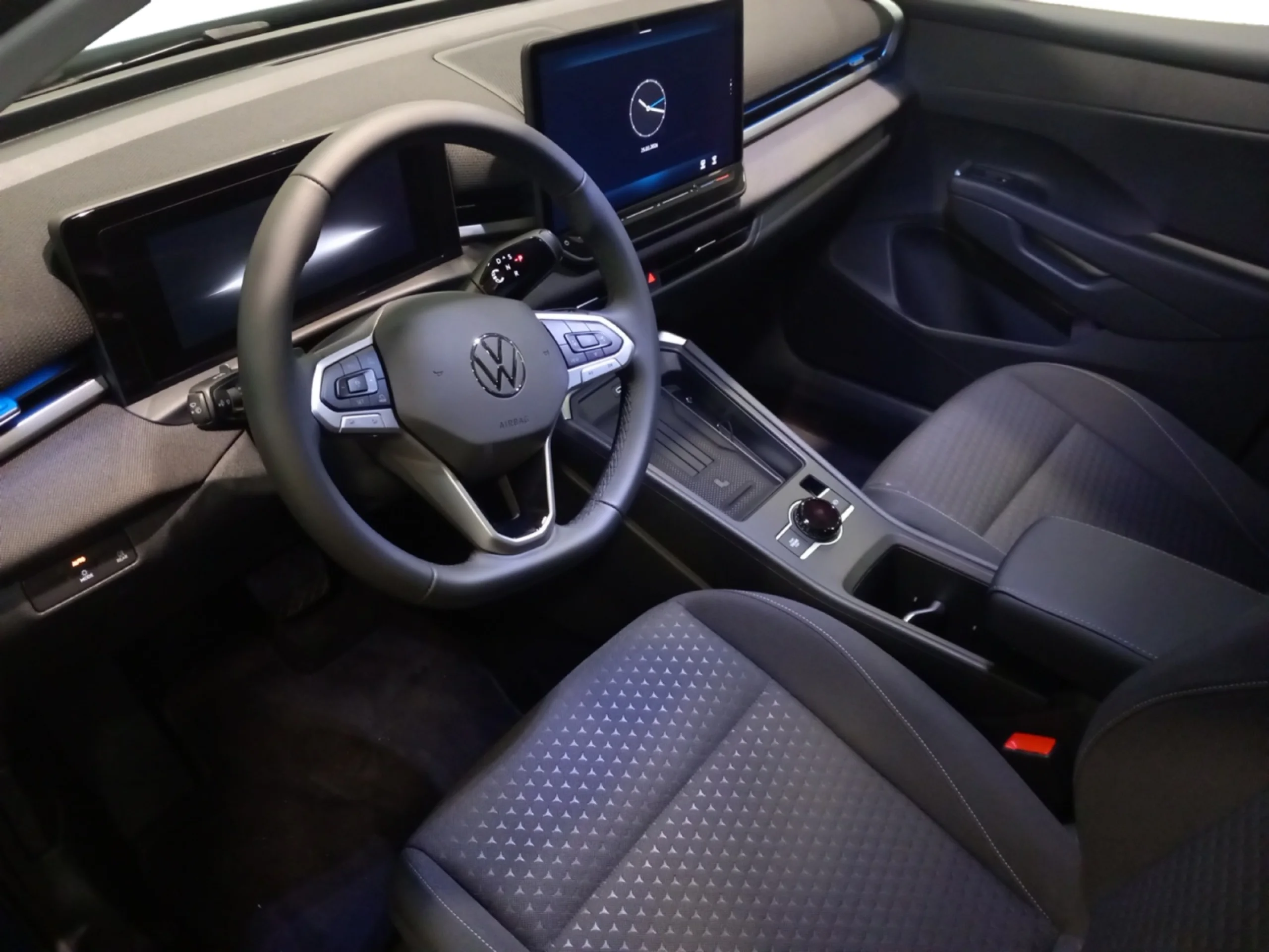 VOLKSWAGEN T ROC T ROC MÁS 1.5 ETSI 110 KW (150 CV)  AUTOMÁTICO DSG 7 VEL. - Foto 9