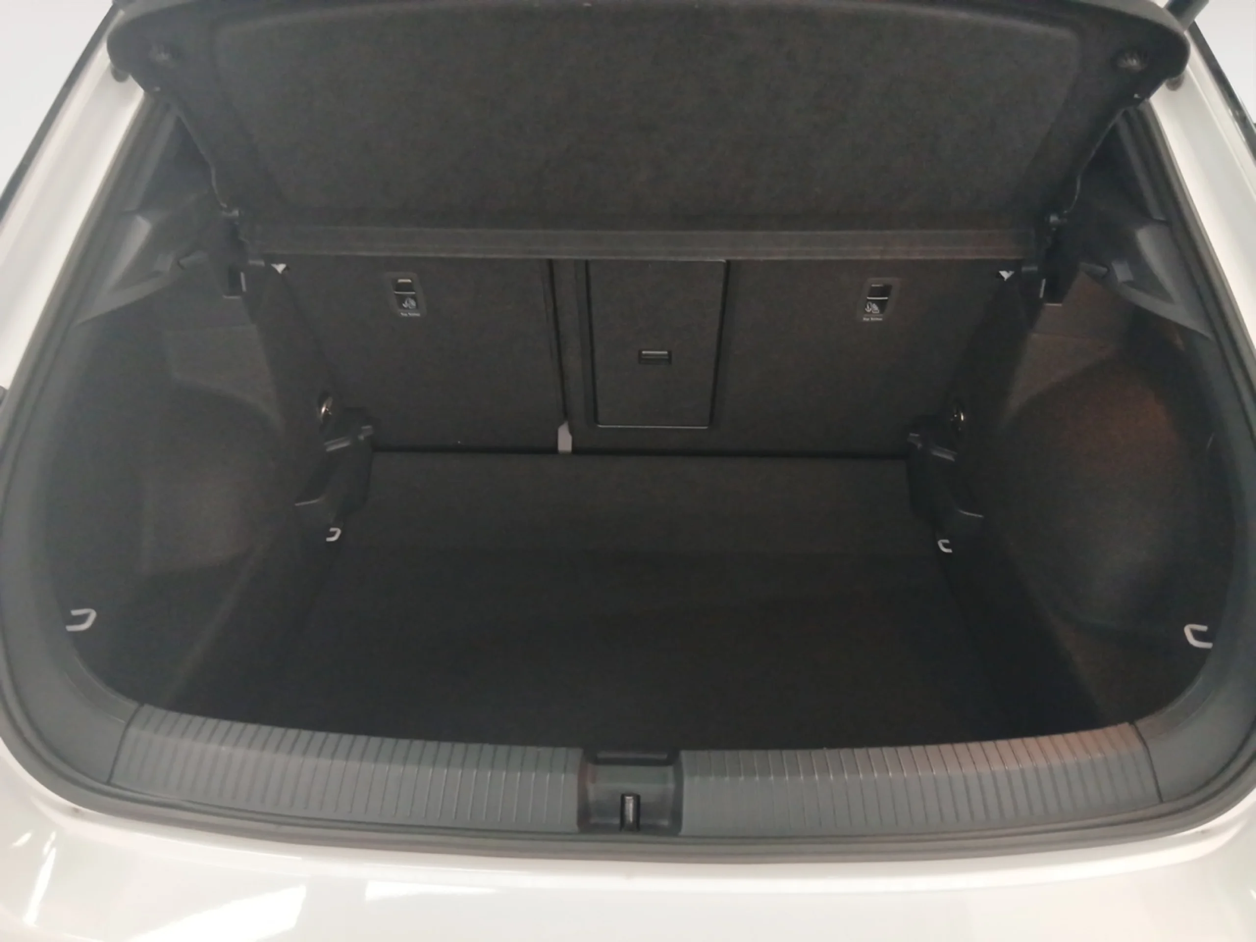 VOLKSWAGEN T ROC T ROC DARK LINE 1.5 TSI 110 KW (150 CV)  AUTOM TICO DSG 7 VEL. - Foto 7