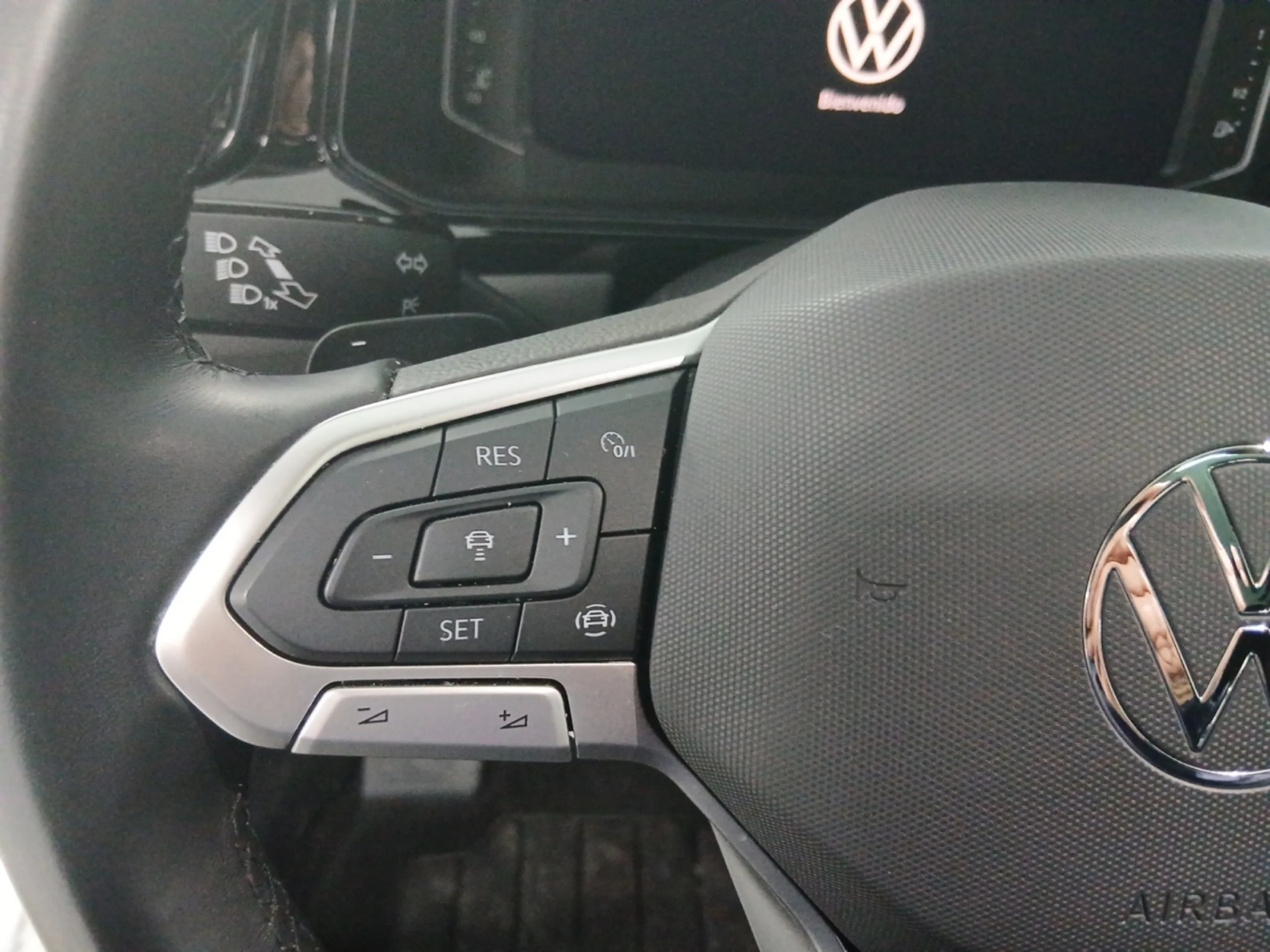 VOLKSWAGEN T ROC T ROC DARK LINE 1.5 TSI 110 KW (150 CV)  AUTOM TICO DSG 7 VEL. - Foto 11