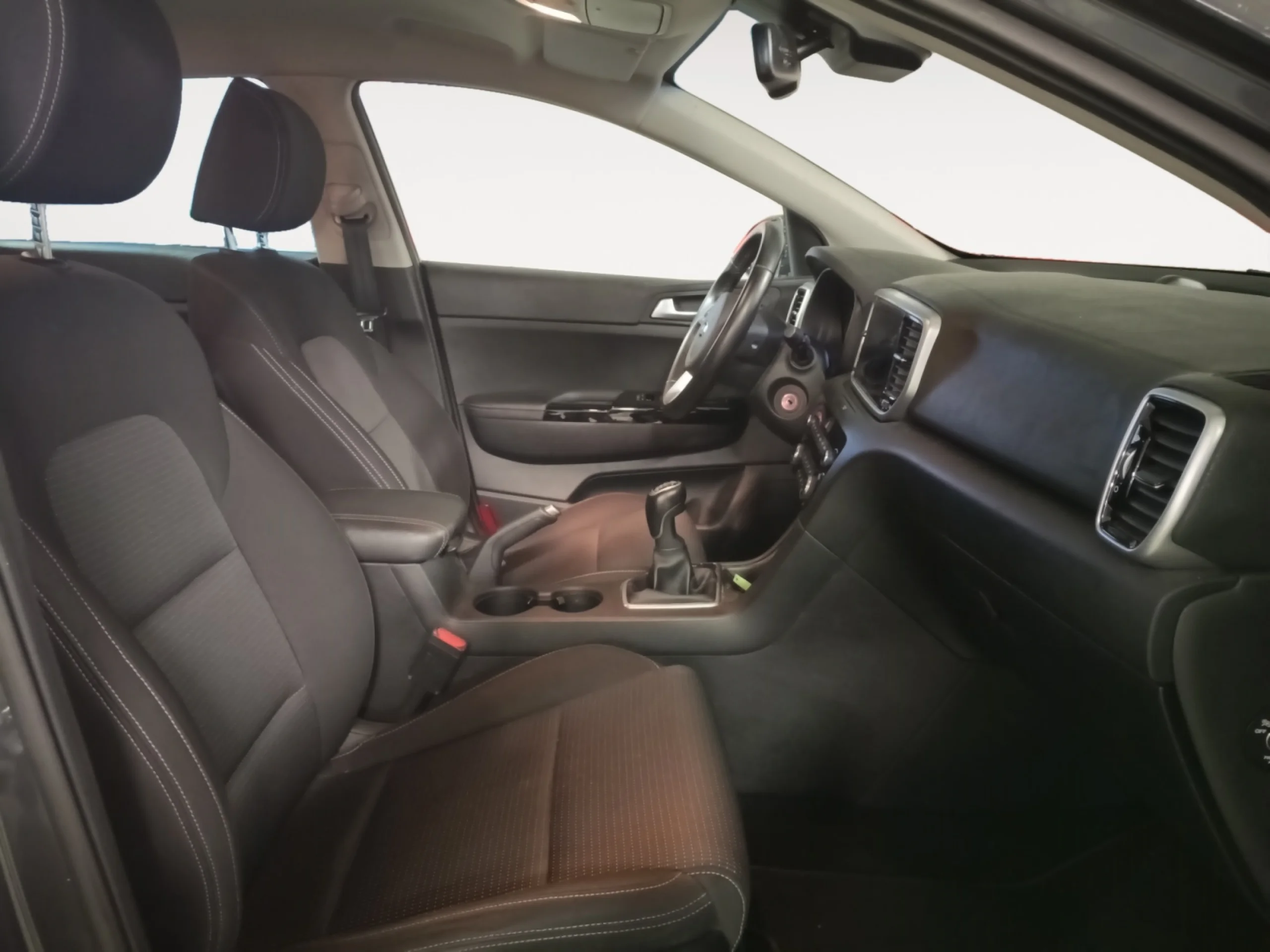 KIA SPORTAGE 1.6 GDI 97KW (132CV) BLACK EDITION 4X2 - Foto 5