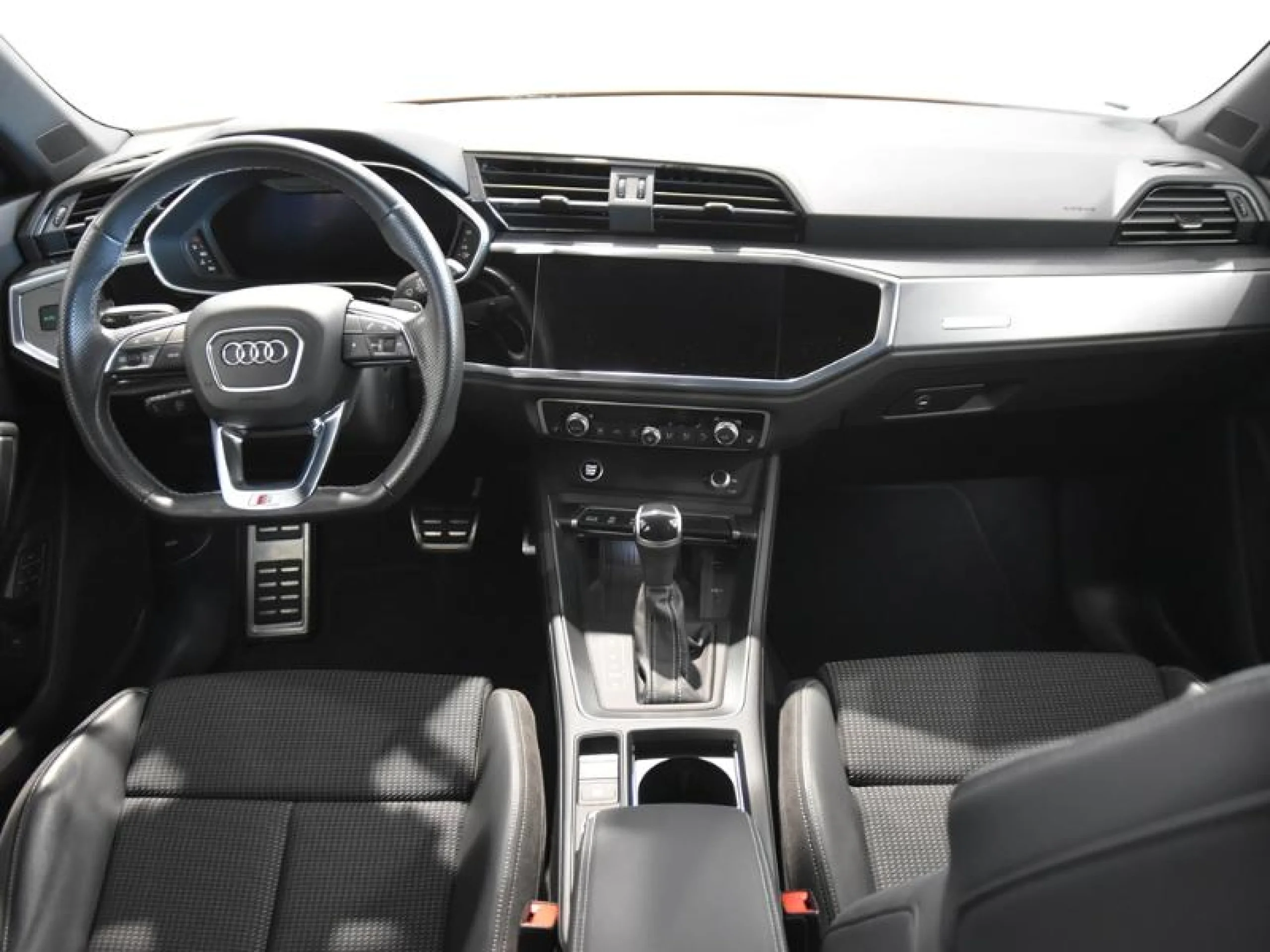 AUDI Q3 SPORTBACK 40 TDI 147KW S TRONIC QUATTRO BLACK LINE - Foto 4