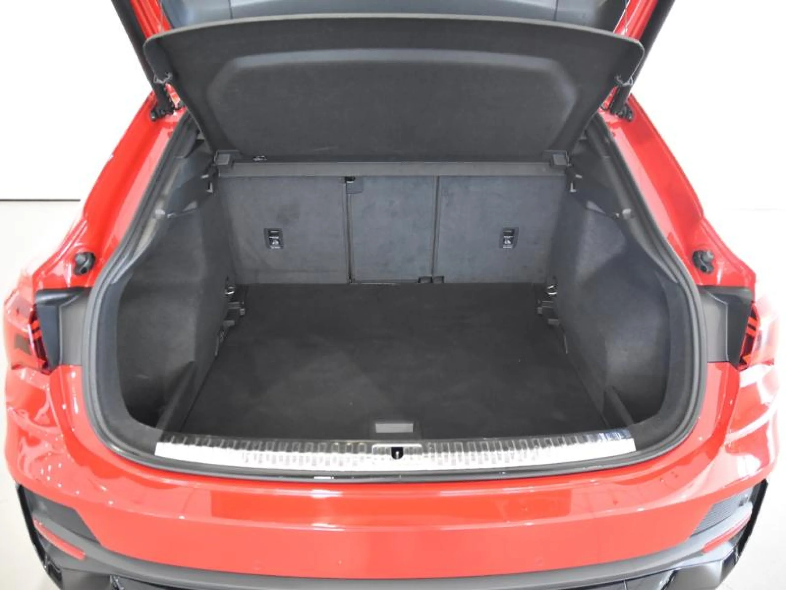 AUDI Q3 SPORTBACK 40 TDI 147KW S TRONIC QUATTRO BLACK LINE - Foto 7