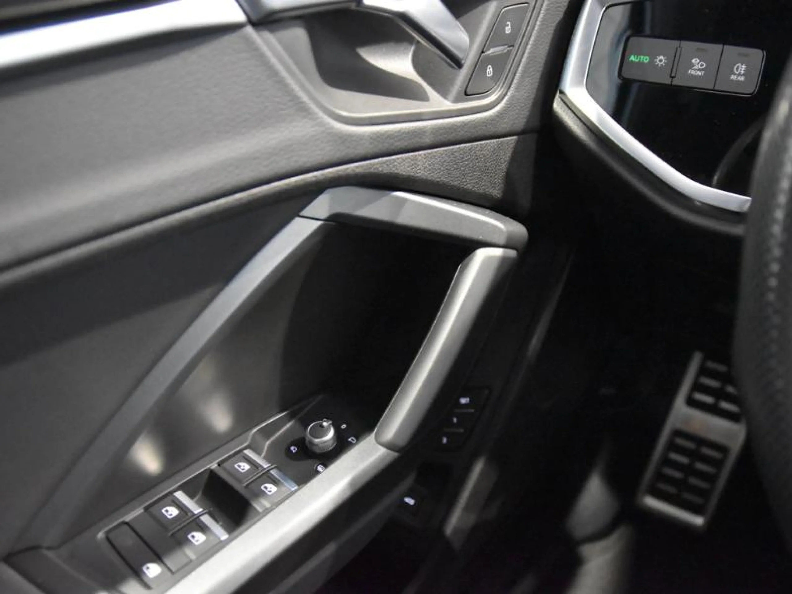 AUDI Q3 SPORTBACK 40 TDI 147KW S TRONIC QUATTRO BLACK LINE - Foto 20