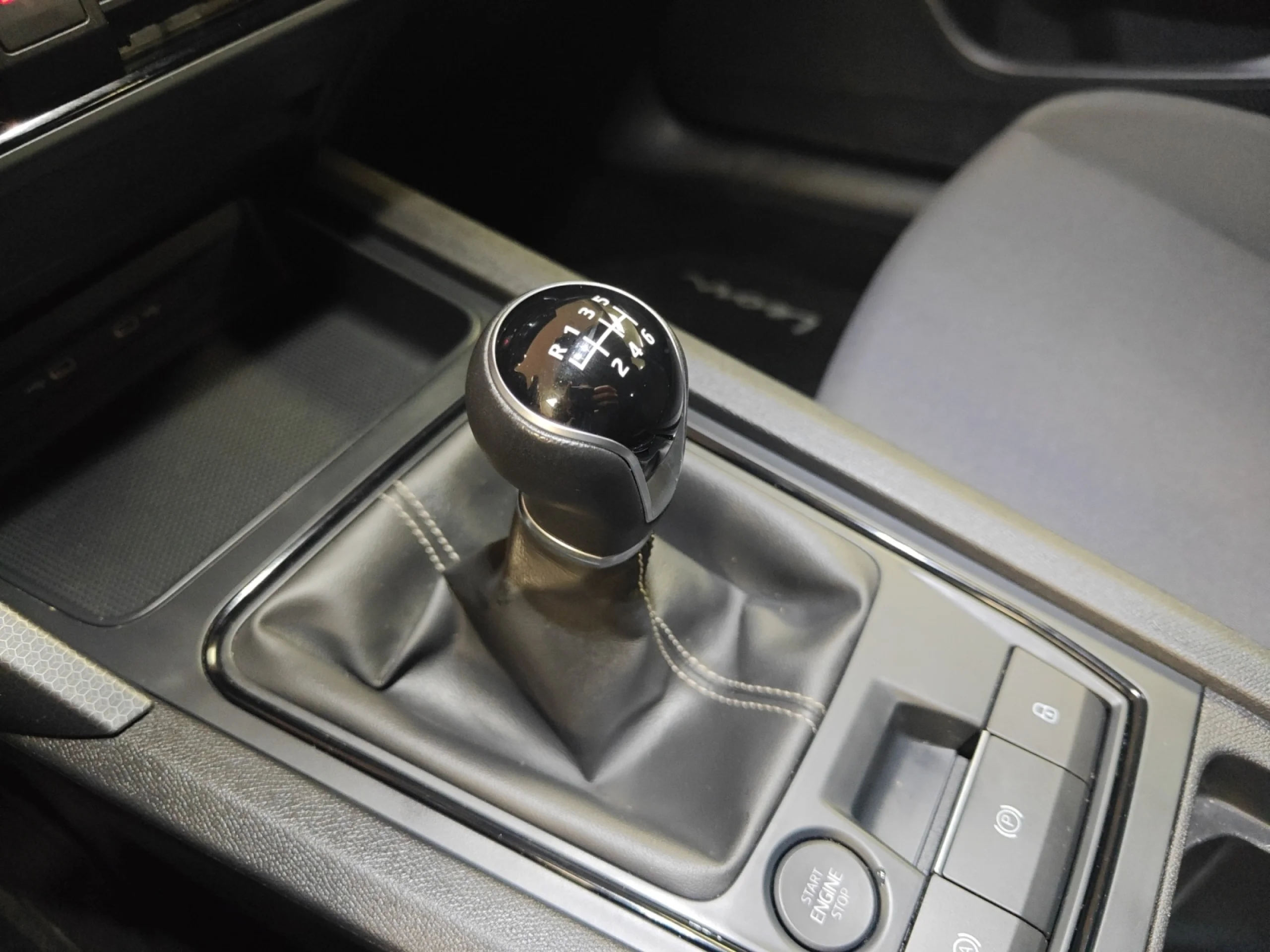 SEAT LEON SP 2.0 TDI 85KW REFERENCE - Foto 10