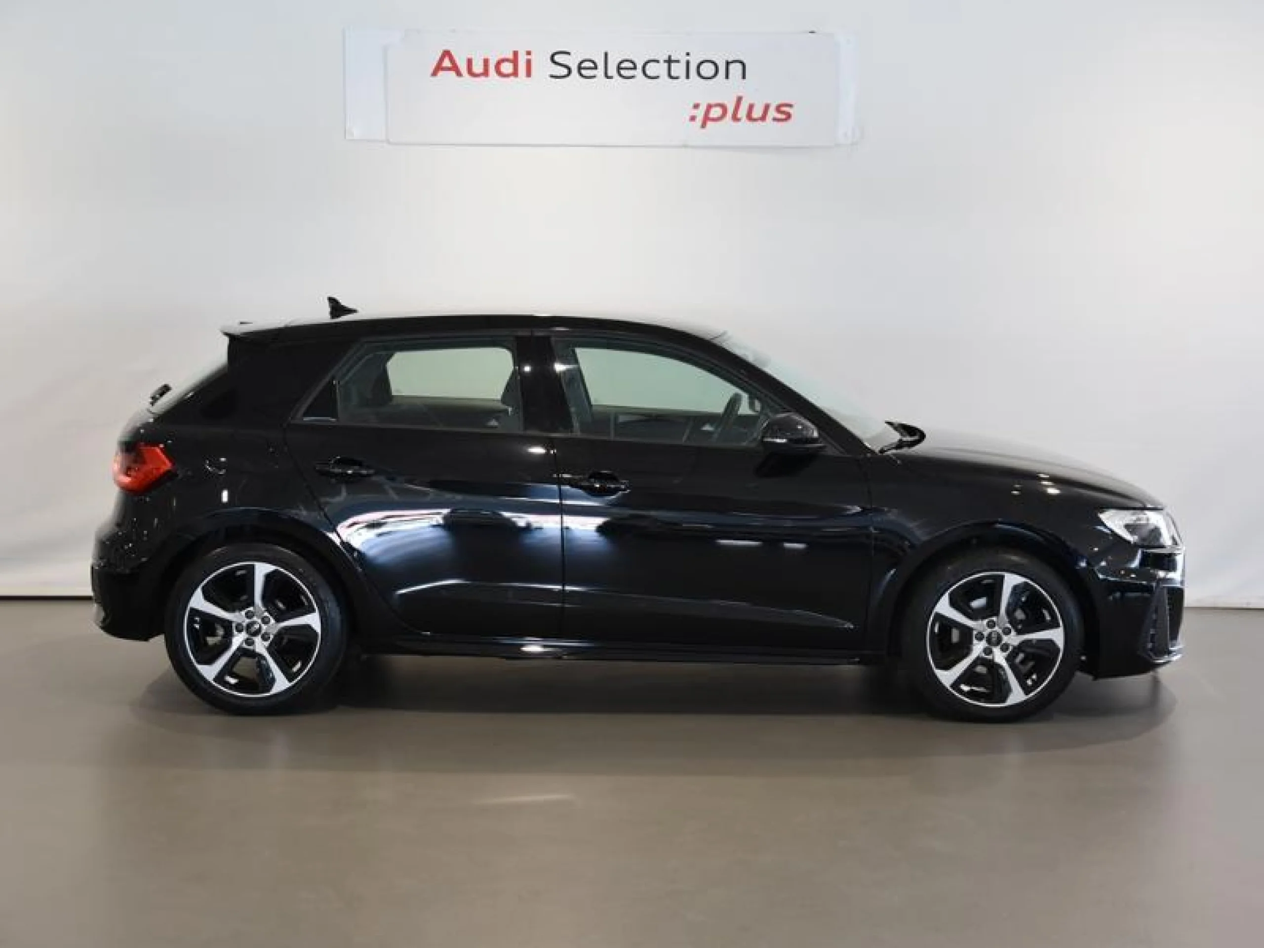 AUDI A1 SPORTBACK ADRENALIN 30 TFSI 81KW S TRON - Foto 3