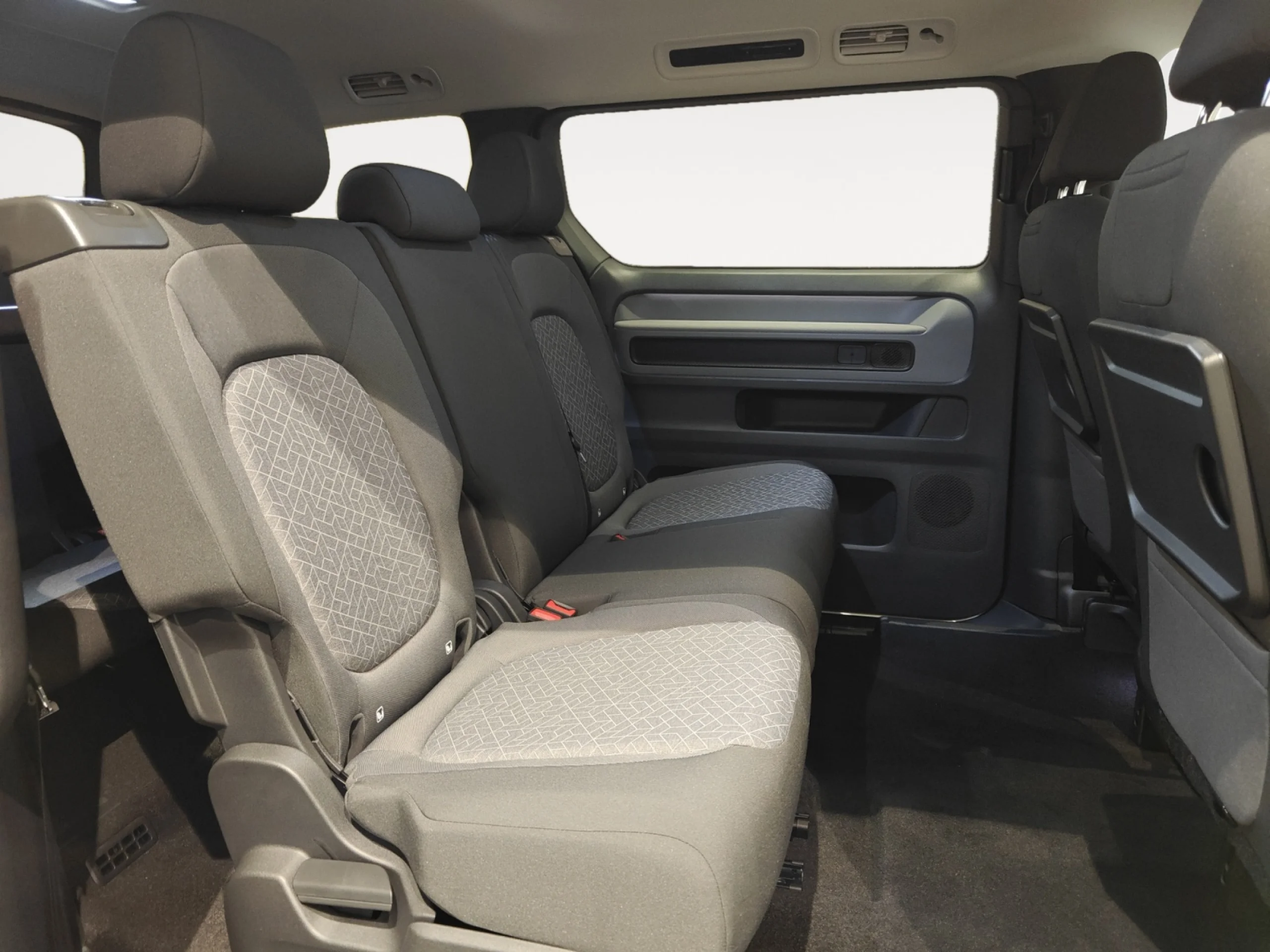 VOLKSWAGEN ID. BUZZ PRO 7 ASIENTOS 210KW (286CV) - Foto 6