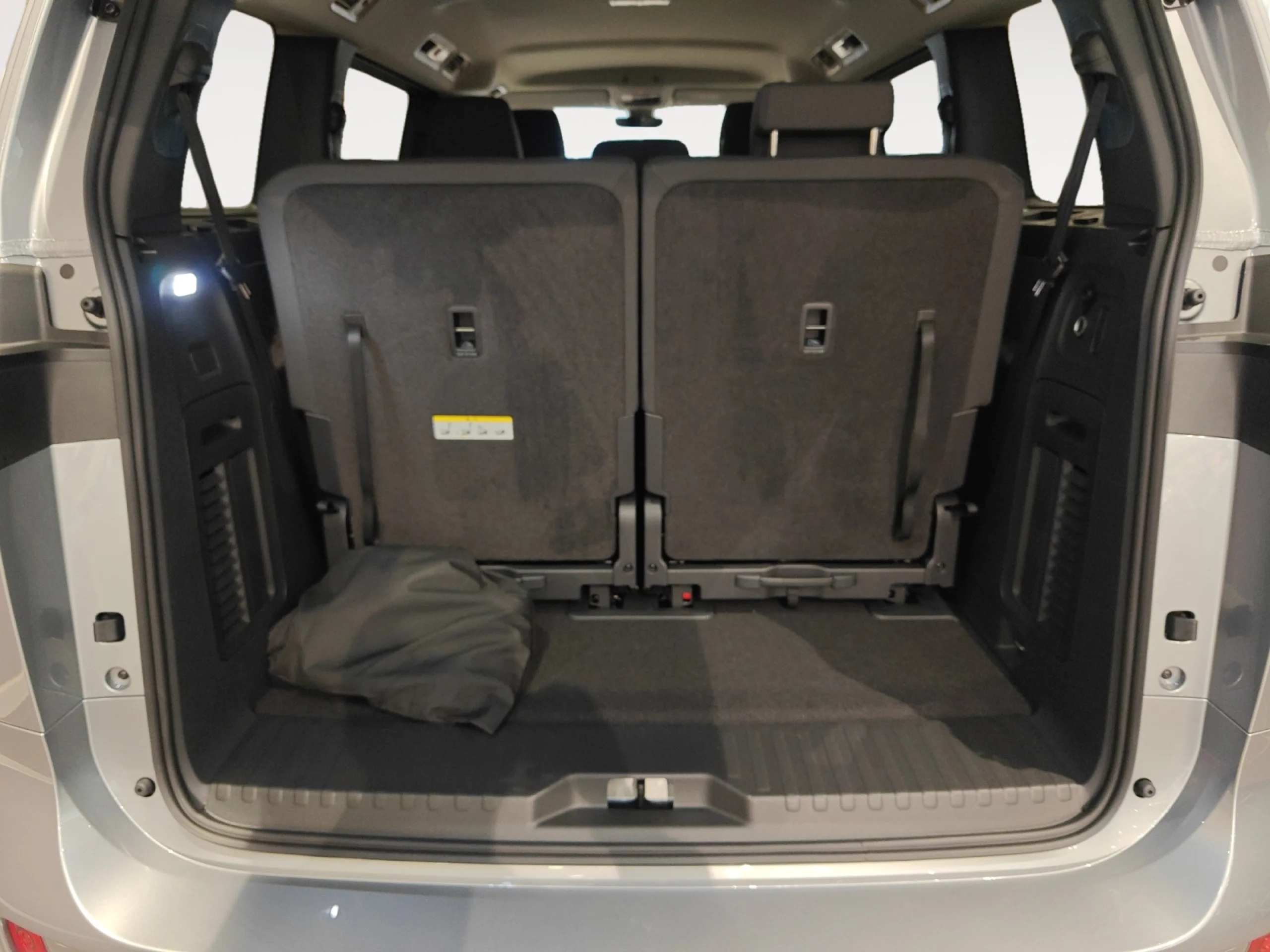 VOLKSWAGEN ID. BUZZ PRO 7 ASIENTOS 210KW (286CV) - Foto 7