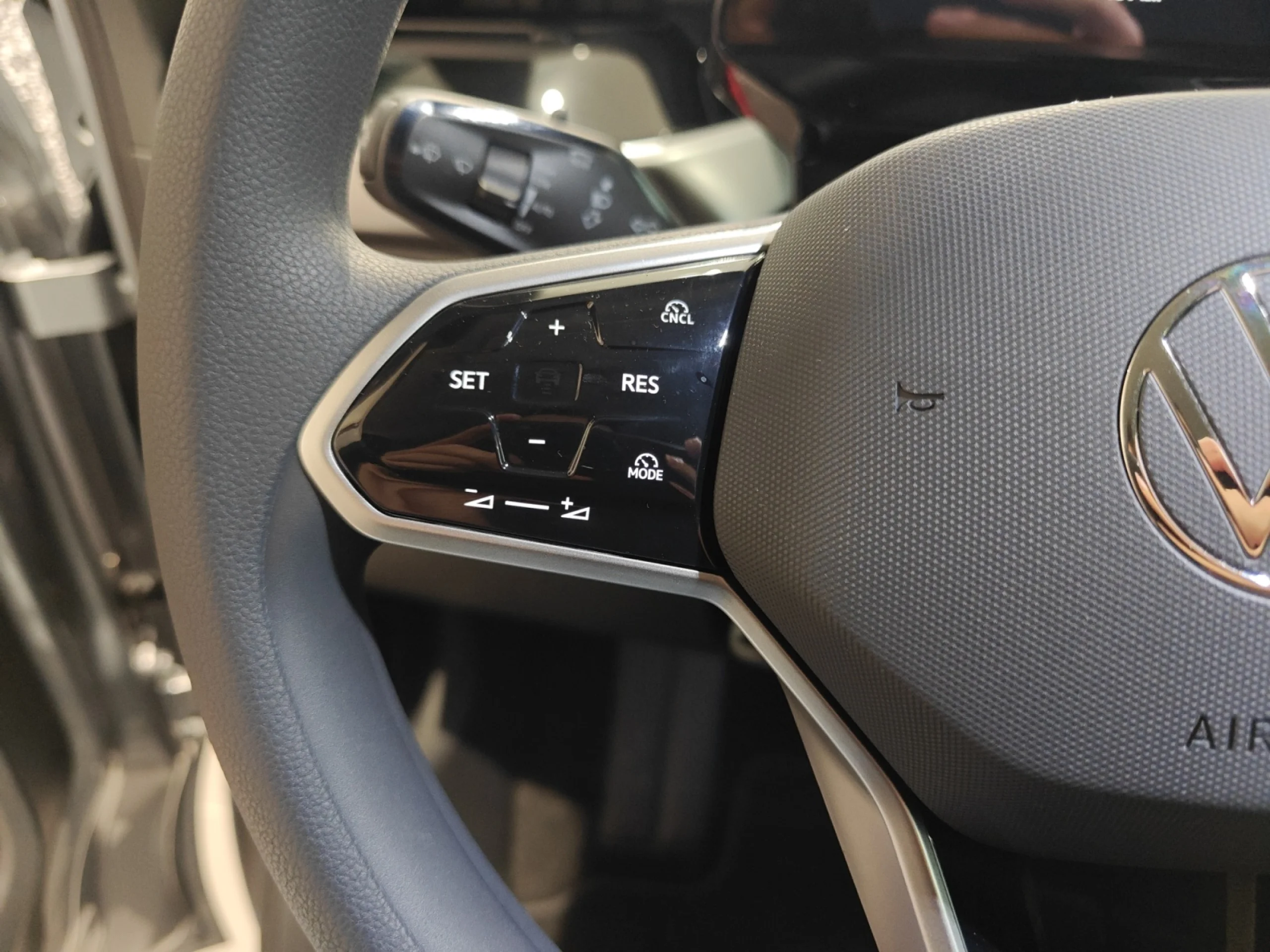 VOLKSWAGEN ID. BUZZ PRO 7 ASIENTOS 210KW (286CV) - Foto 11