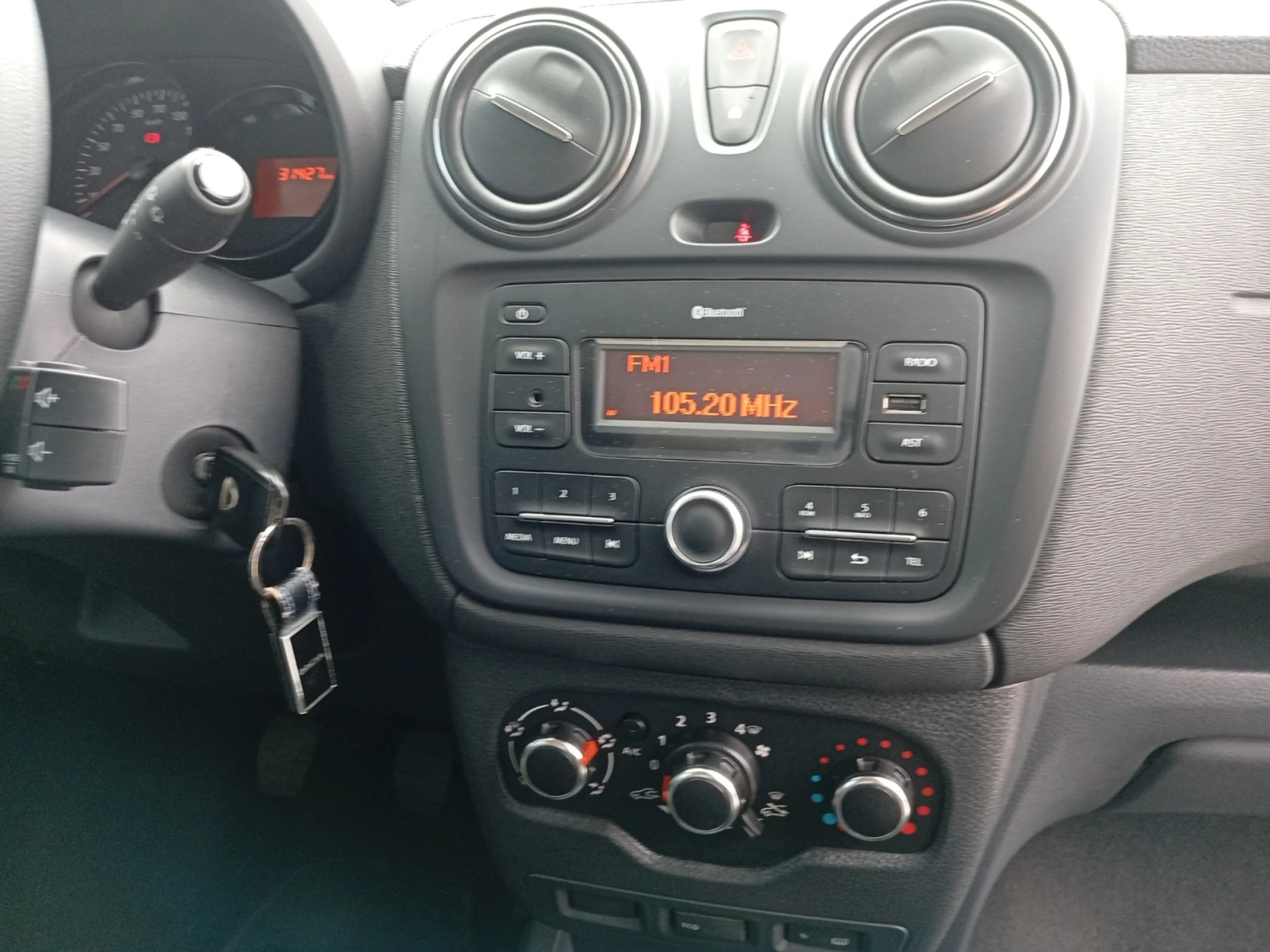 DACIA Dokker ESSENTIAL 1.3 TCE 75KW (100CV) GPF SS - Foto 9
