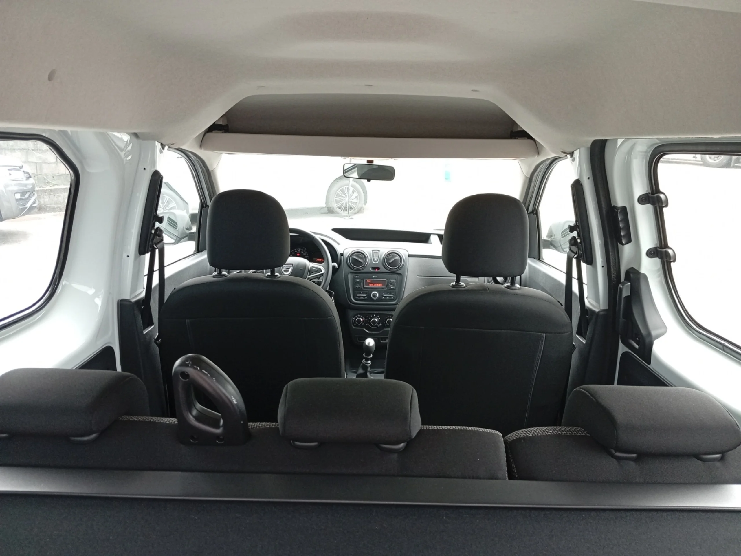 DACIA Dokker ESSENTIAL 1.3 TCE 75KW (100CV) GPF SS - Foto 15
