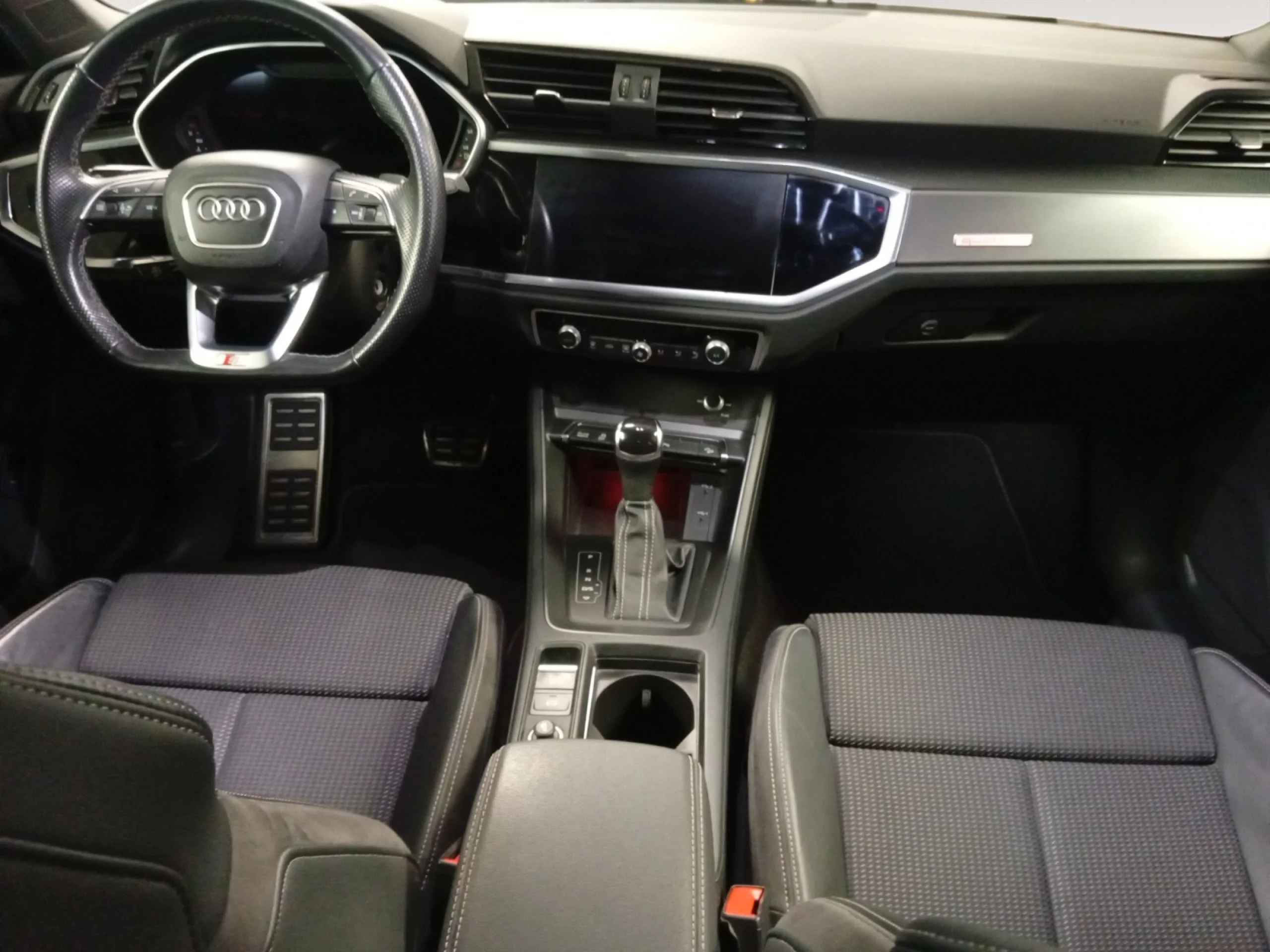 AUDI Q3 SPORTBACK 40 TDI 140KW S TRONIC QUATTRO BLACK LINE - Foto 4