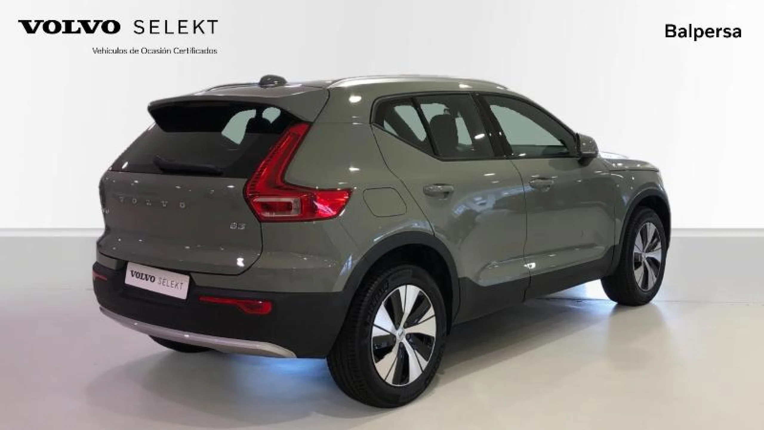 VOLVO XC40 2.0 B3 G CORE AUTO - Foto 7