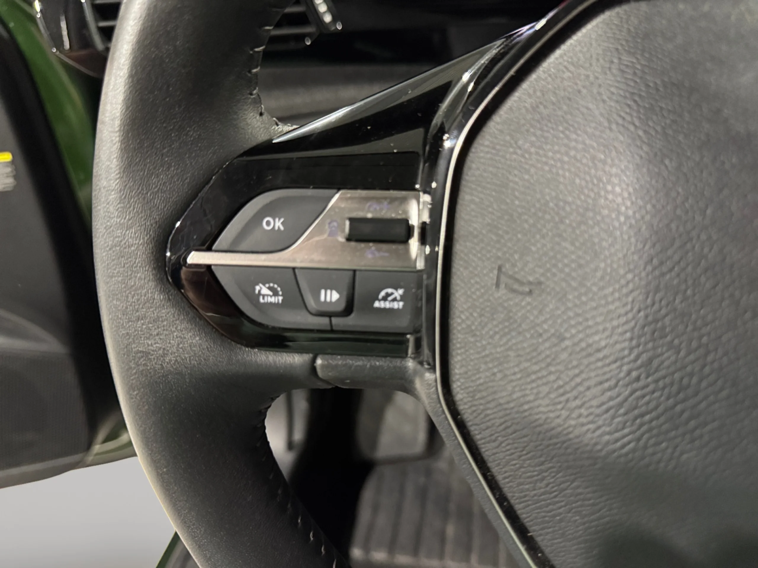 PEUGEOT 308 5P ALLURE PURETECH 130 S&S MAN - Foto 14