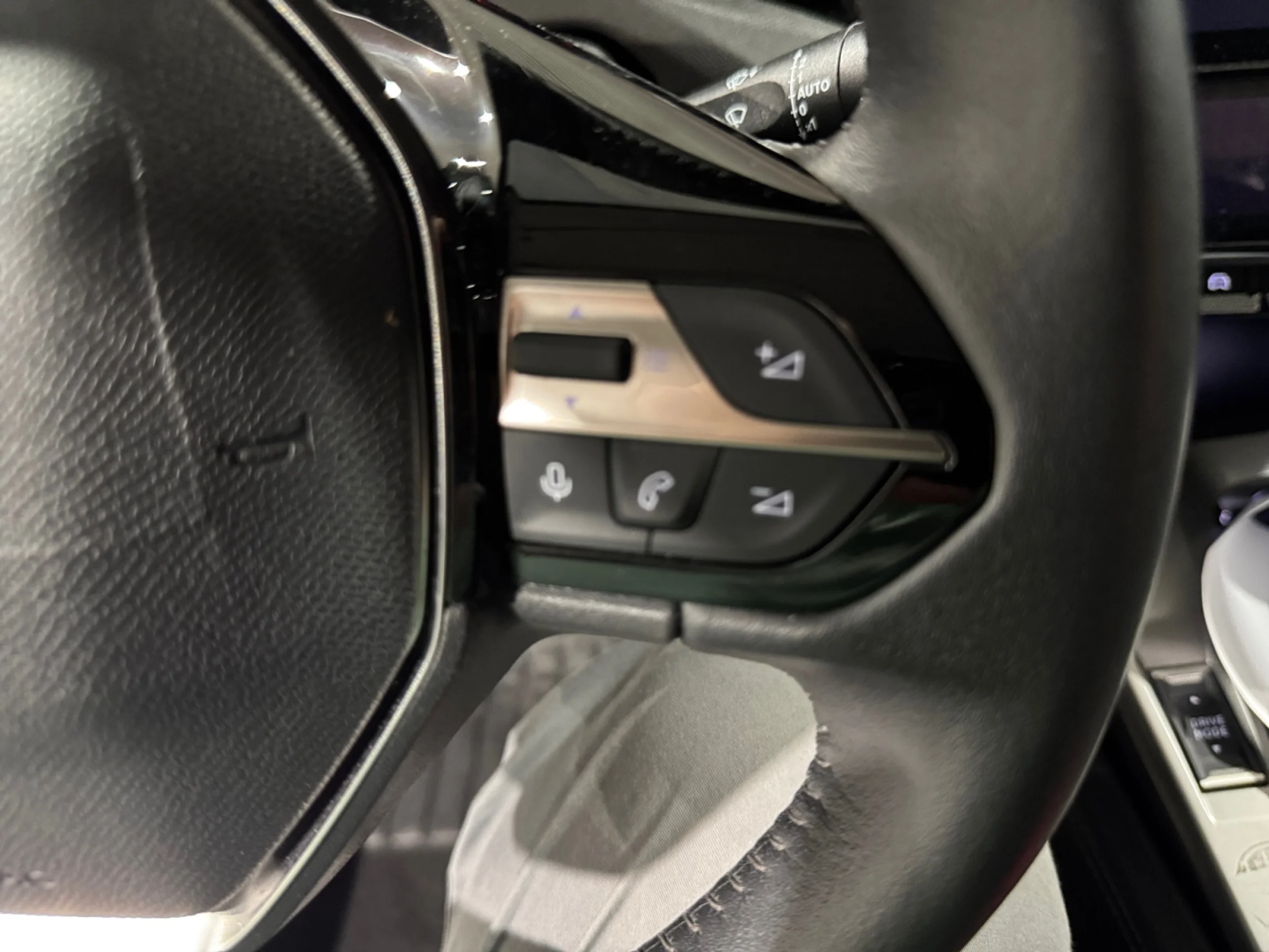 PEUGEOT 308 5P ALLURE PURETECH 130 S&S MAN - Foto 15