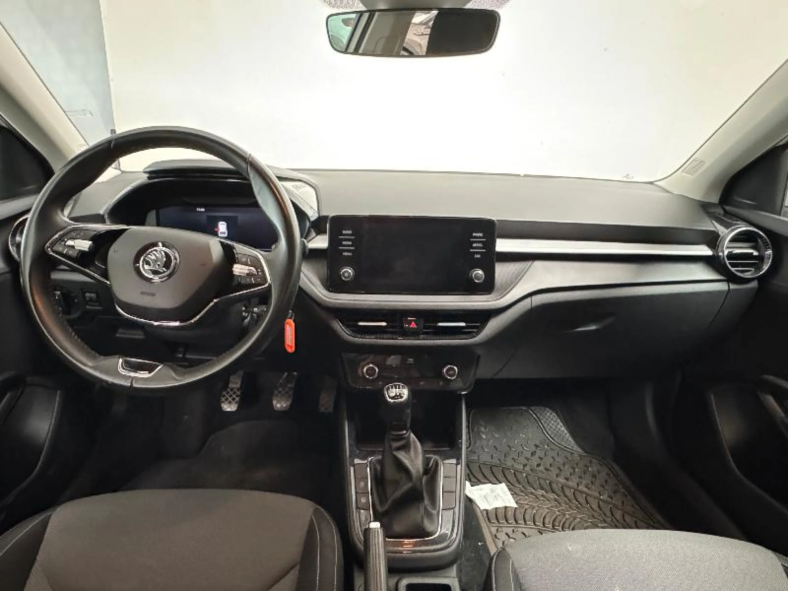 SKODA FABIA 1.0 TSI 70KW (95CV) AMBITION - Foto 8