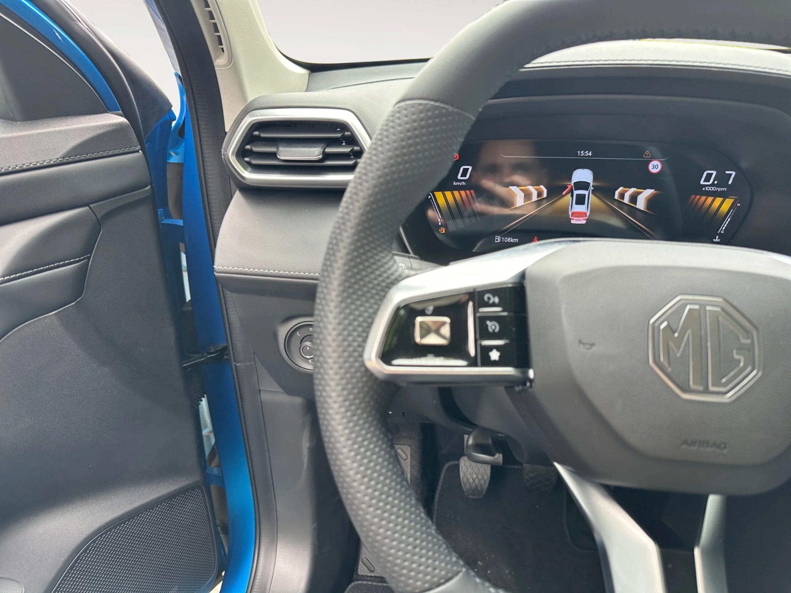 MG Zs 1.5 COMFORT - Foto 12