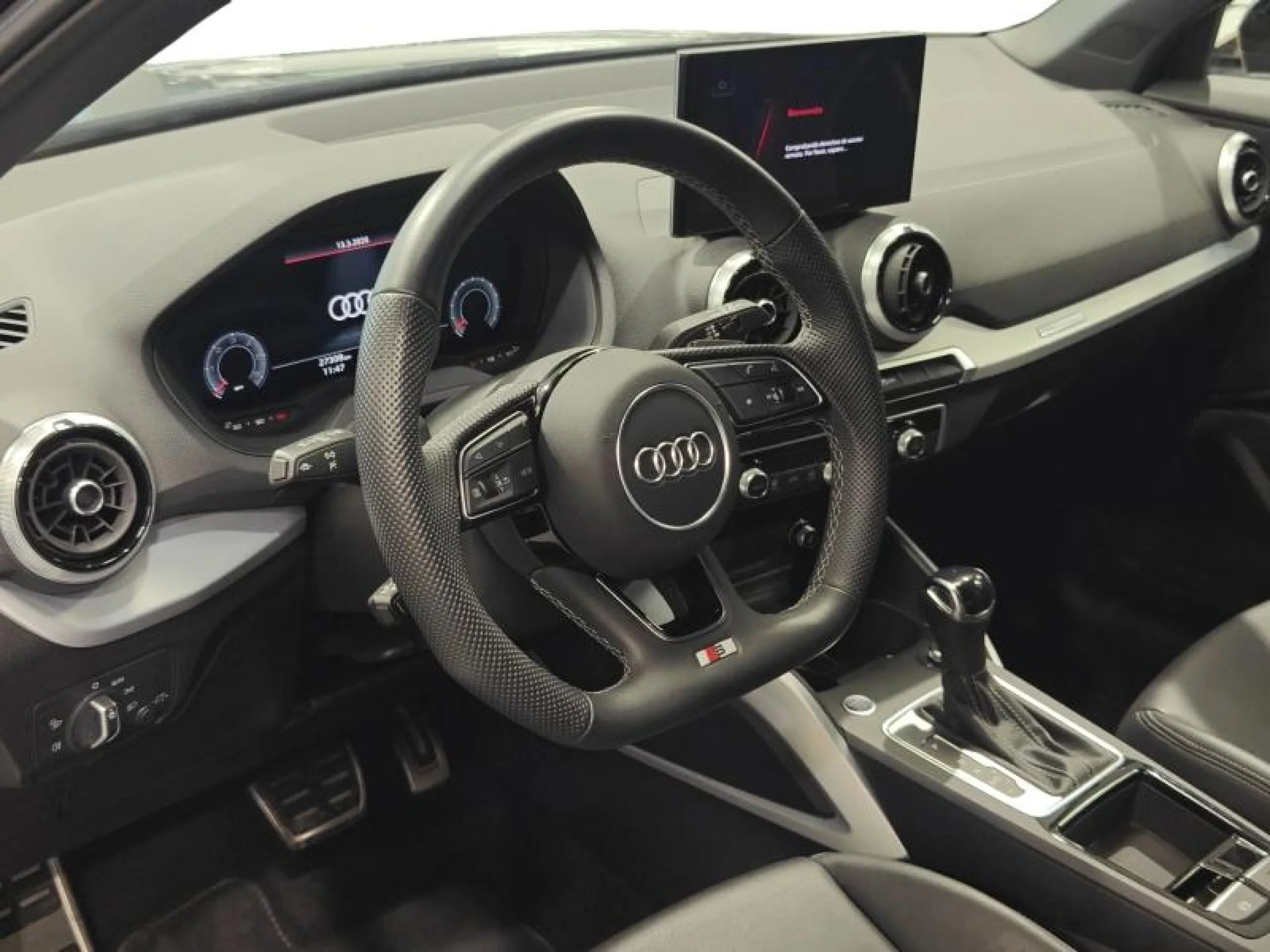 AUDI Q2 ADRENALIN BLACK E 35 TFSI 110KW S TRONIC - Foto 9