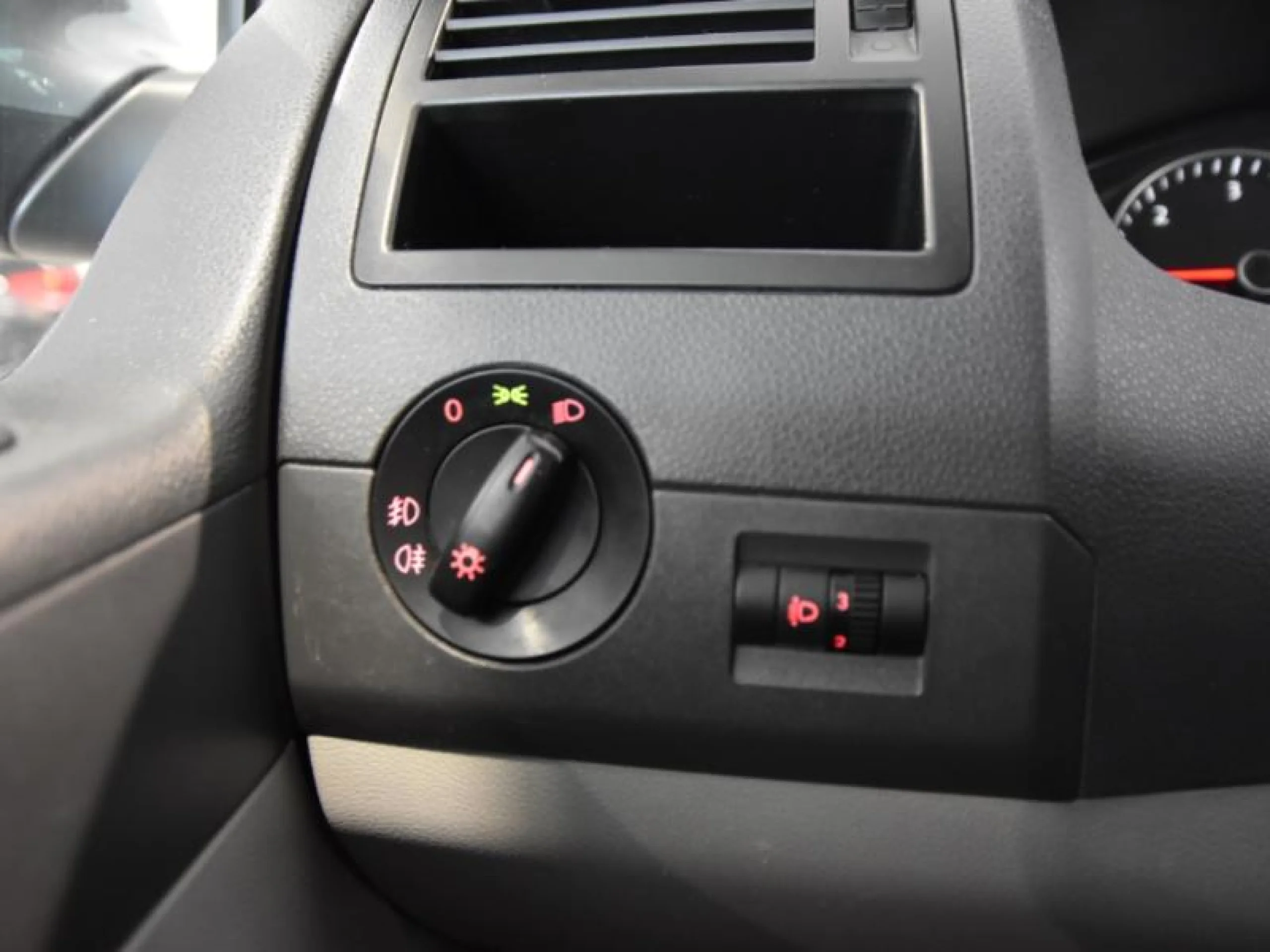 VOLKSWAGEN TRANSPORTER TRANSPORTER KOMBI - Foto 15