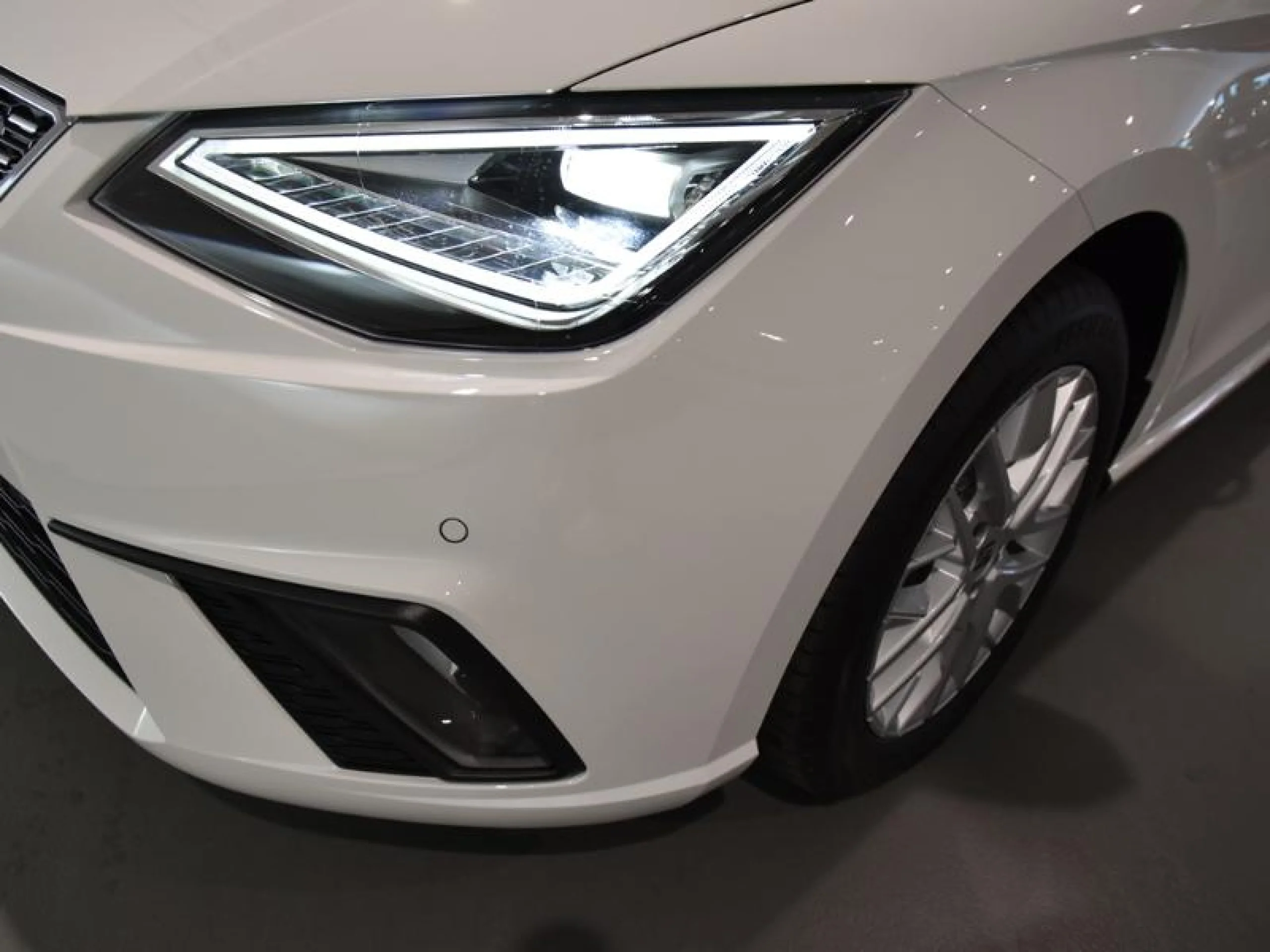 SEAT IBIZA 1.0 TSI 85KW XCELLENCE - Foto 17