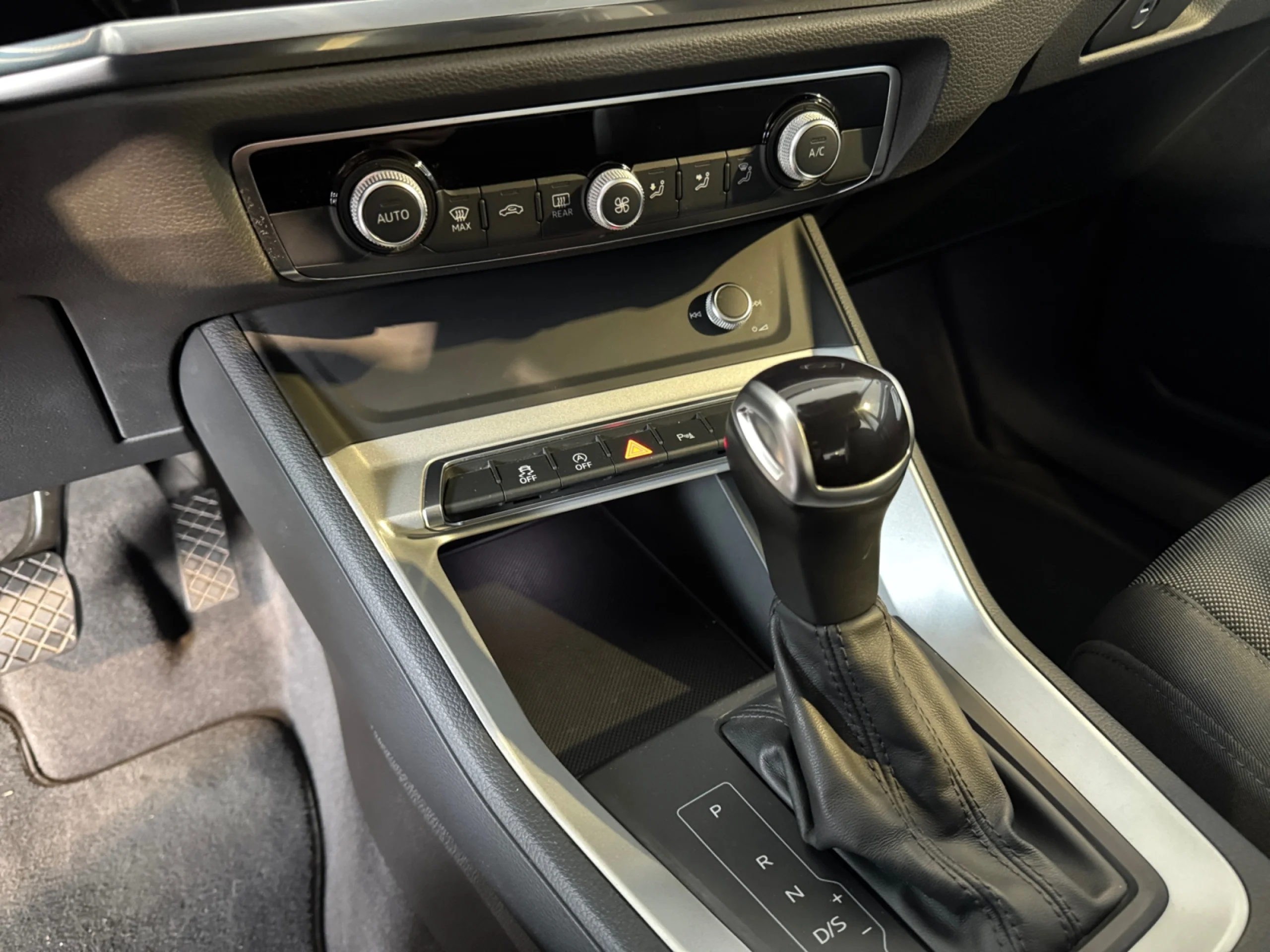 AUDI Q3 ADVANCED 35 TDI 110KW (150CV) S TRONIC - Foto 14