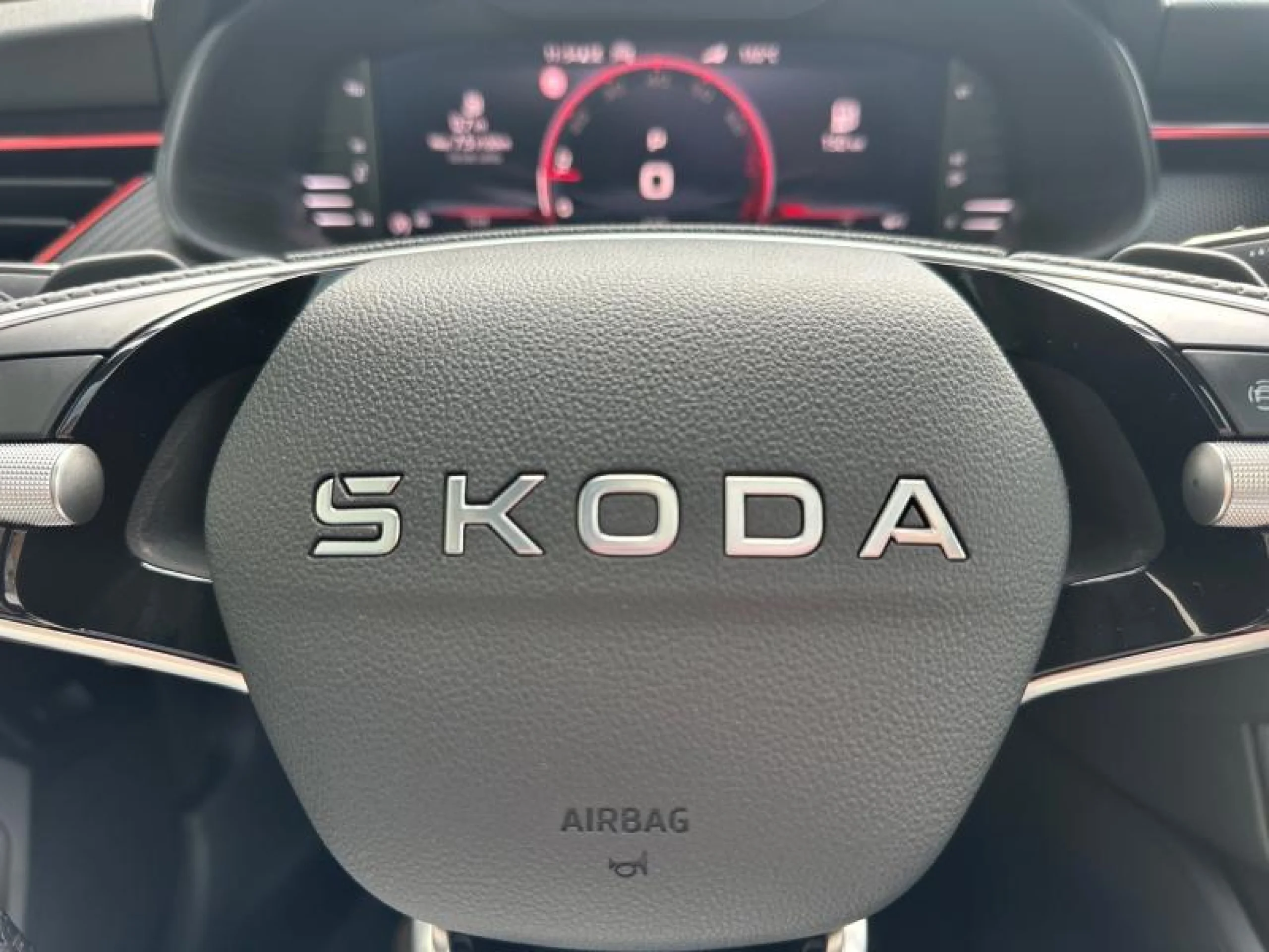 SKODA SCALA 1.5 TSI 110 KW (150 CV) DSG MONTE CARLO - Foto 10
