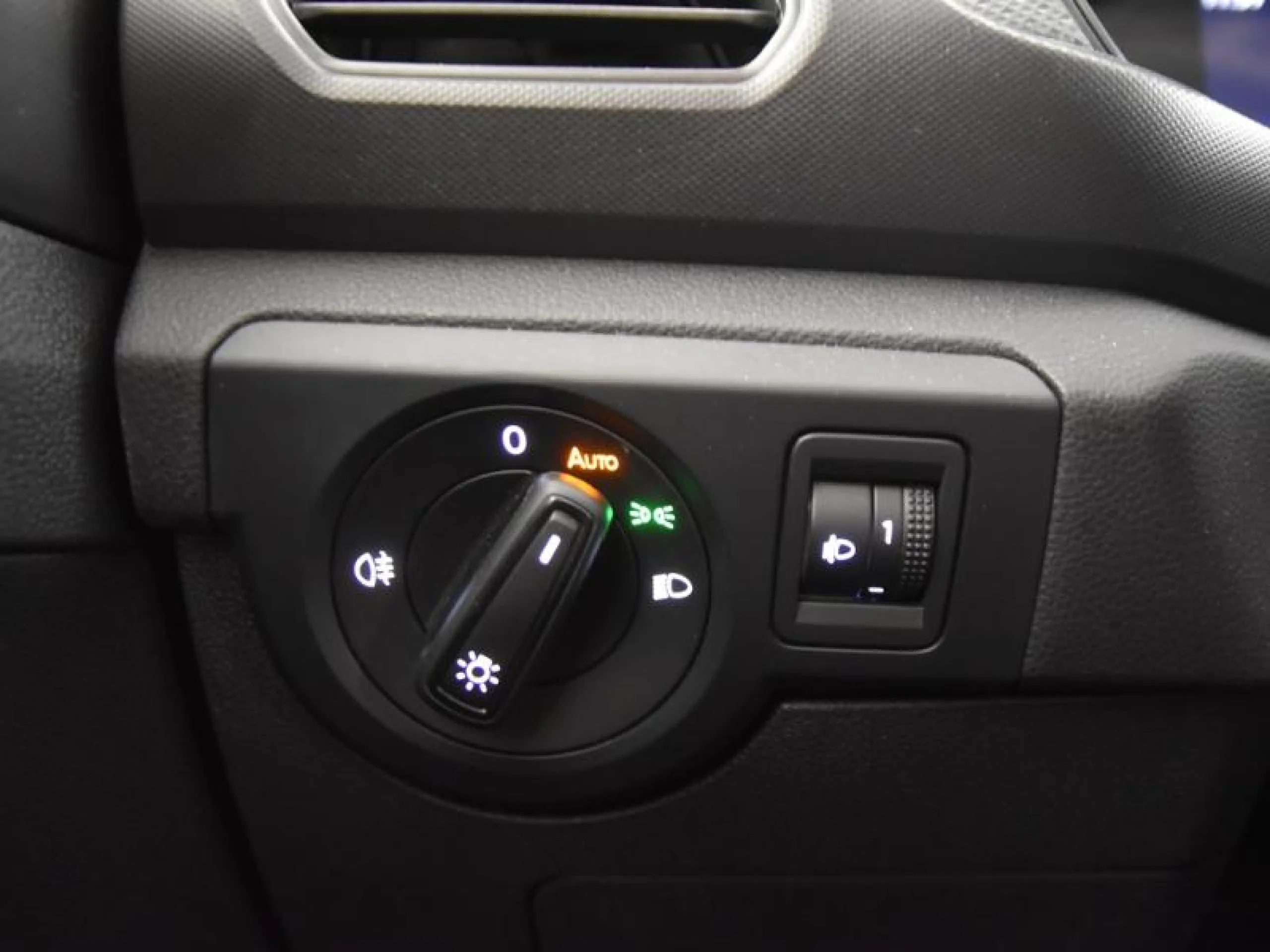 VOLKSWAGEN T CROSS T CROSS 1.0 TSI 70KW (95CV) - Foto 16