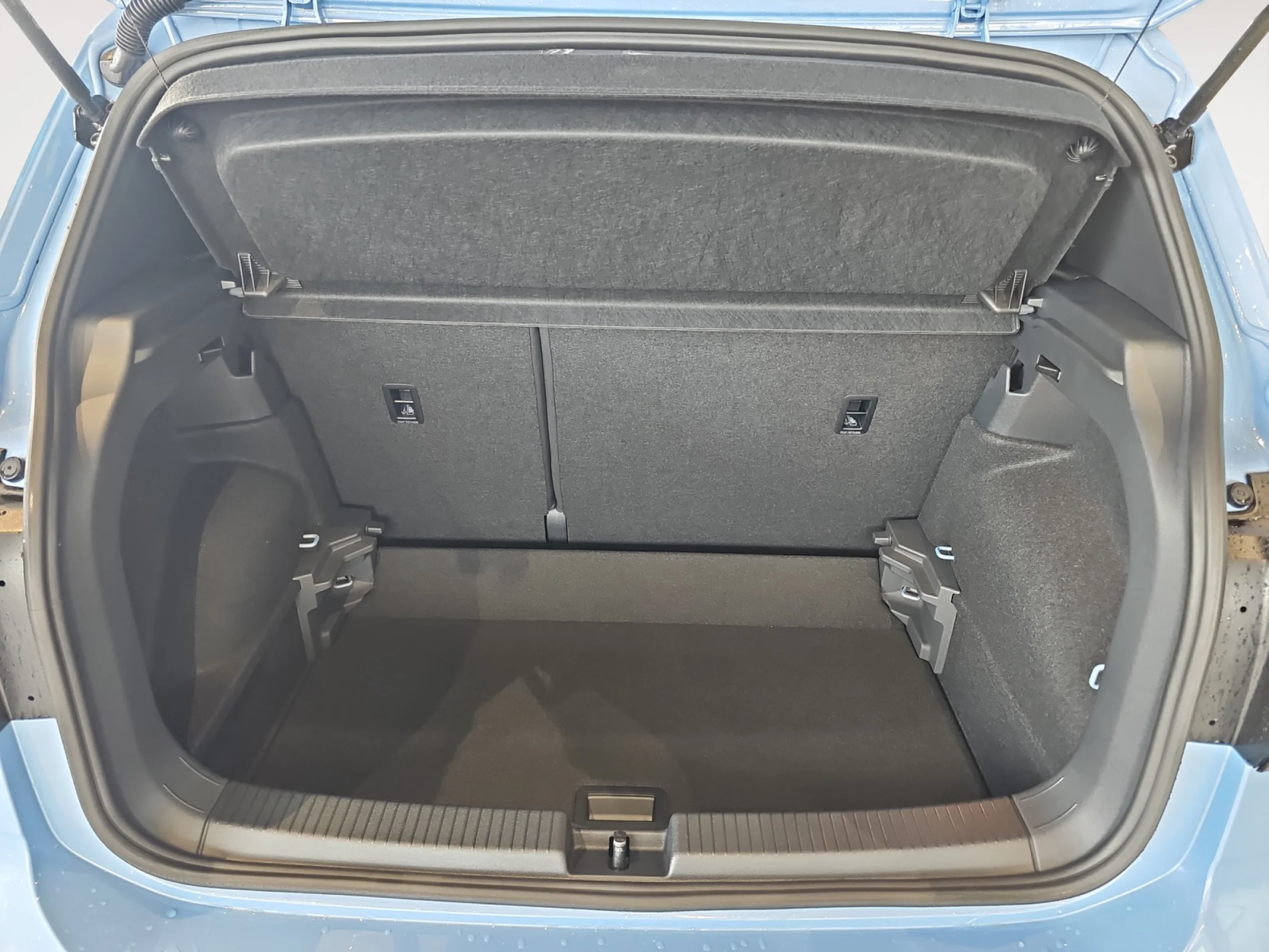 VOLKSWAGEN T CROSS R LINE 1.0 TSI 85KW (115CV) DSG - Foto 7