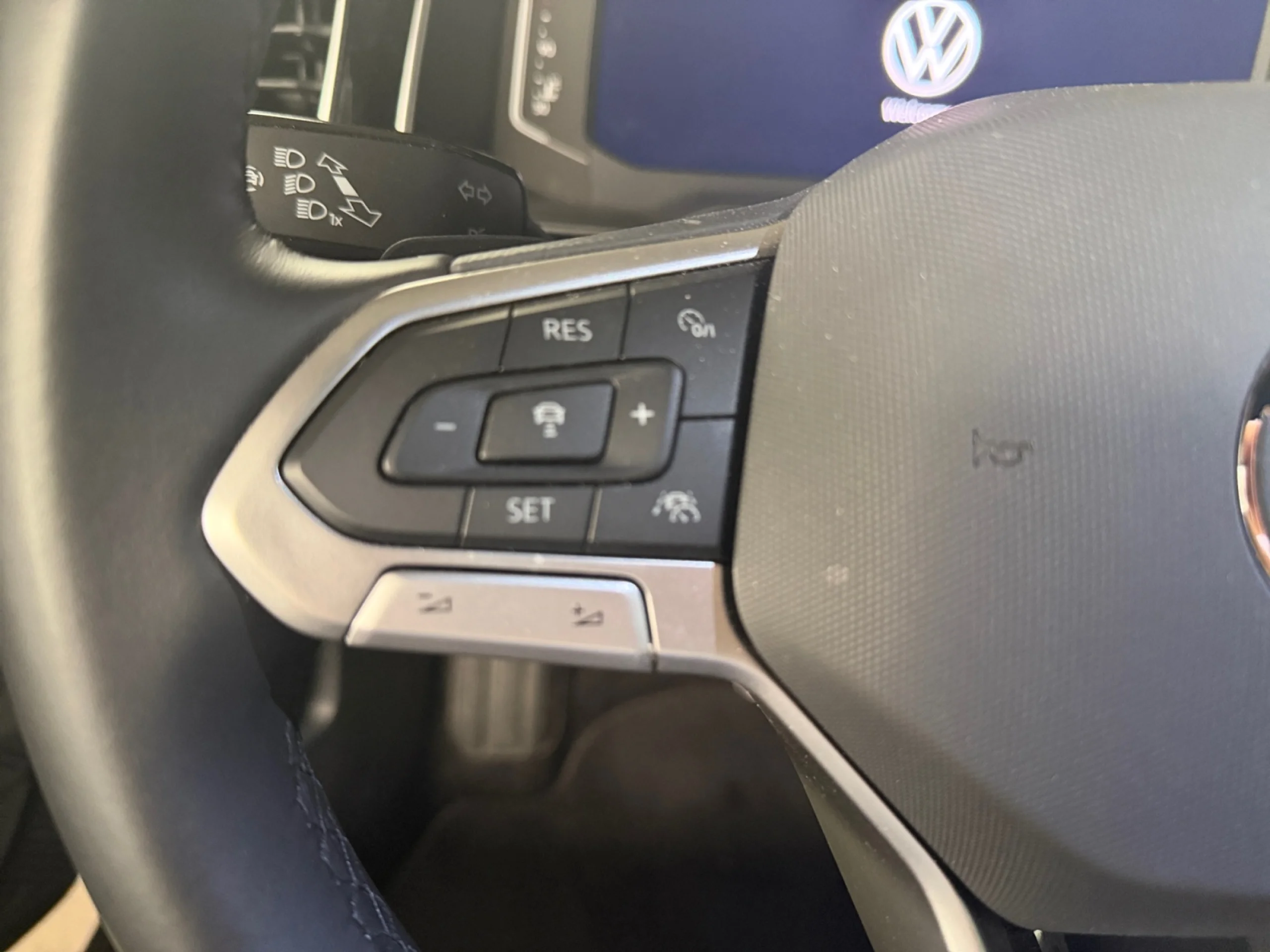 VOLKSWAGEN TAIGO R LINE 1.0 TSI 85KW (115CV) DSG - Foto 11