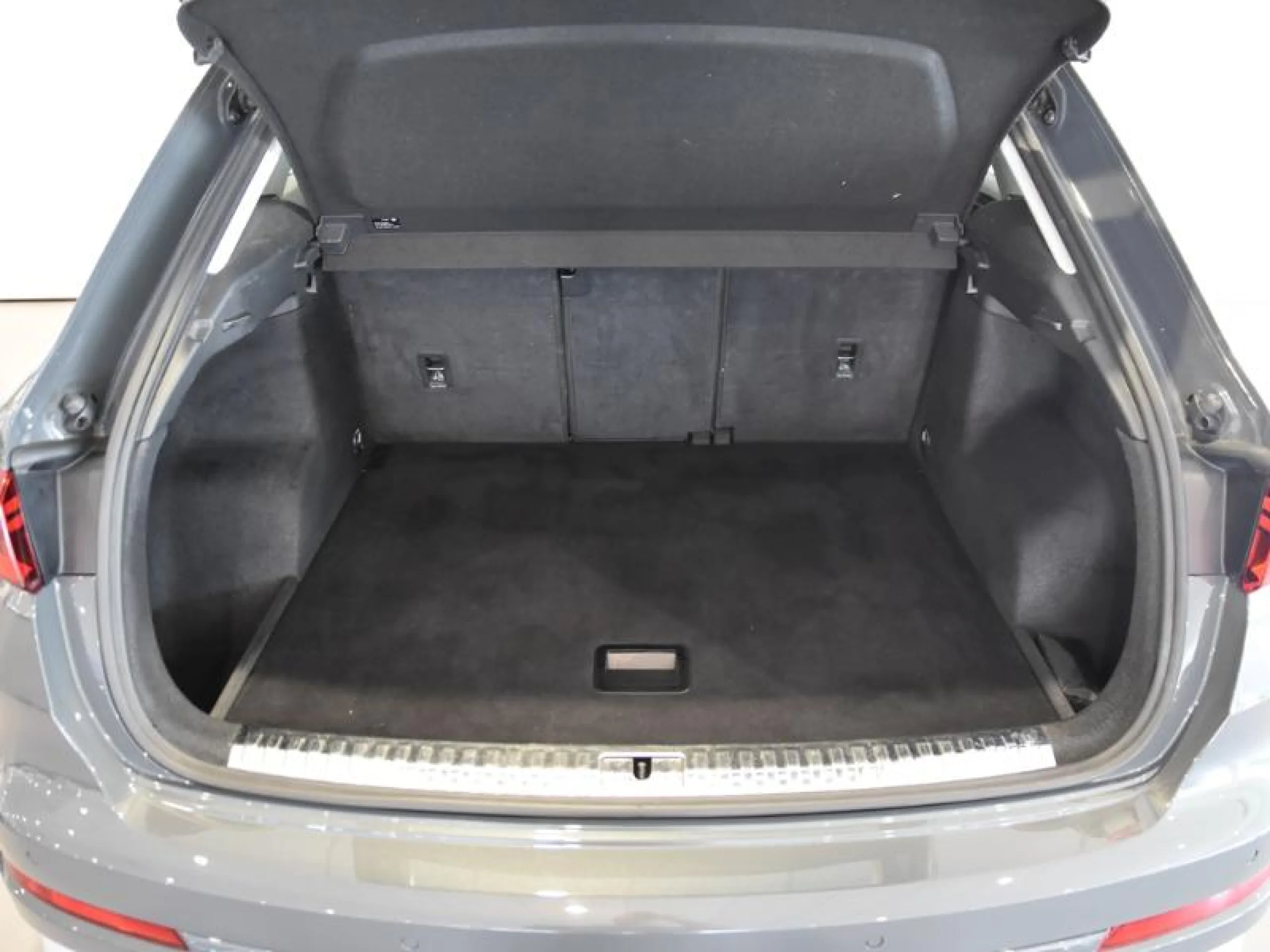 AUDI Q3 ADVANCED 35 TDI 110KW (150CV) S TRONIC - Foto 8