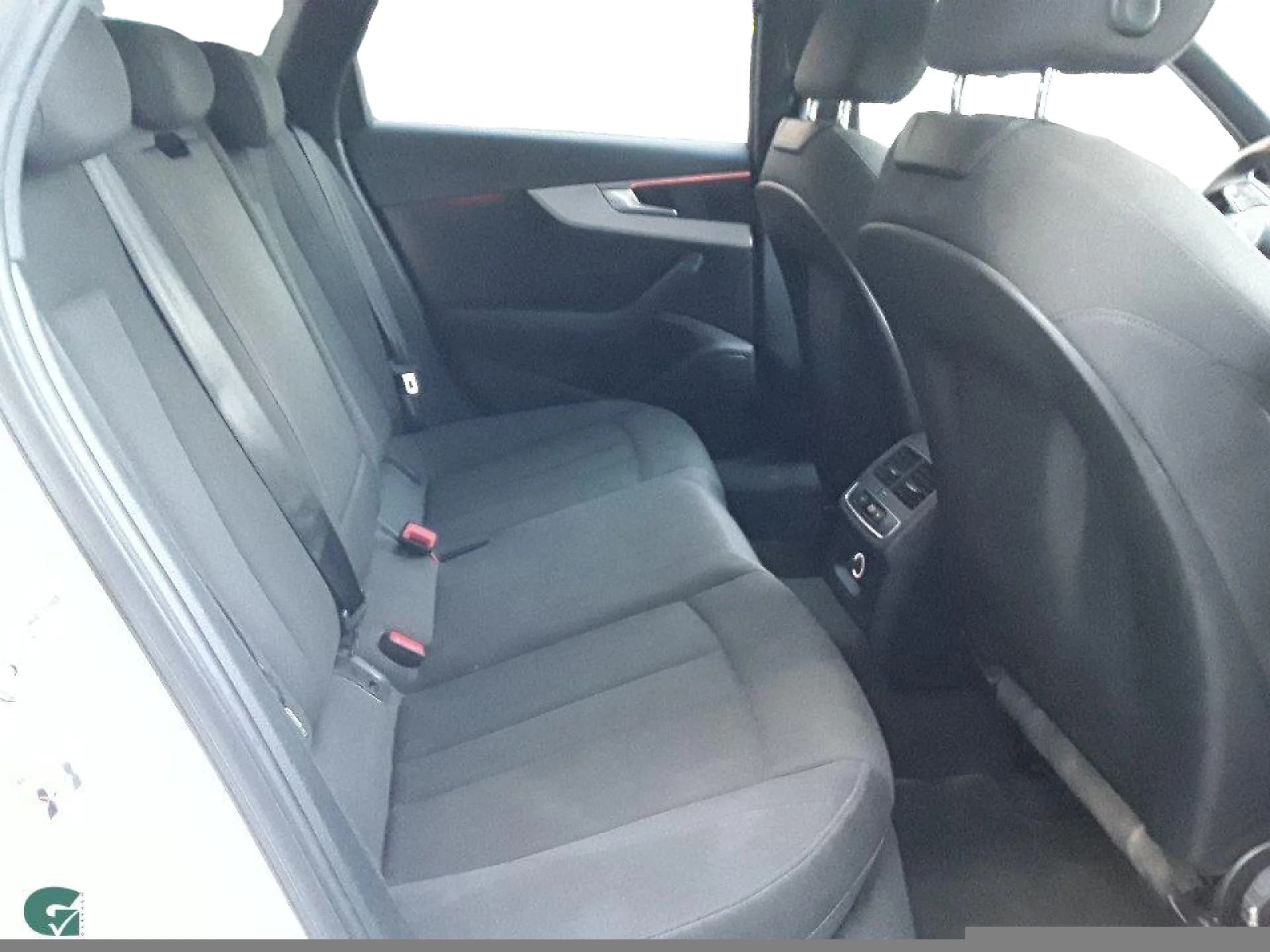 AUDI A4 AVANT BLACK LINE 35 TDI 120KW S TRONIC - Foto 4