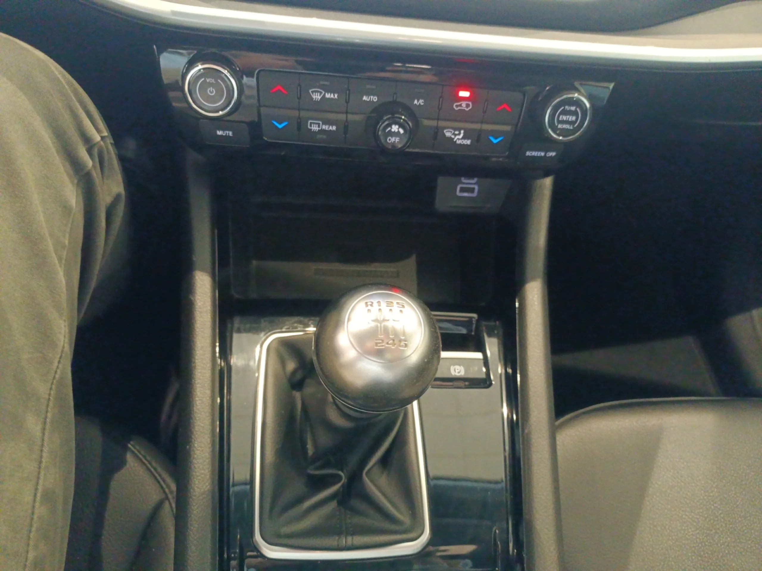 JEEP COMPASS 1.6 MJET 96KW (130CV) LONGITUDE FWD - Foto 10