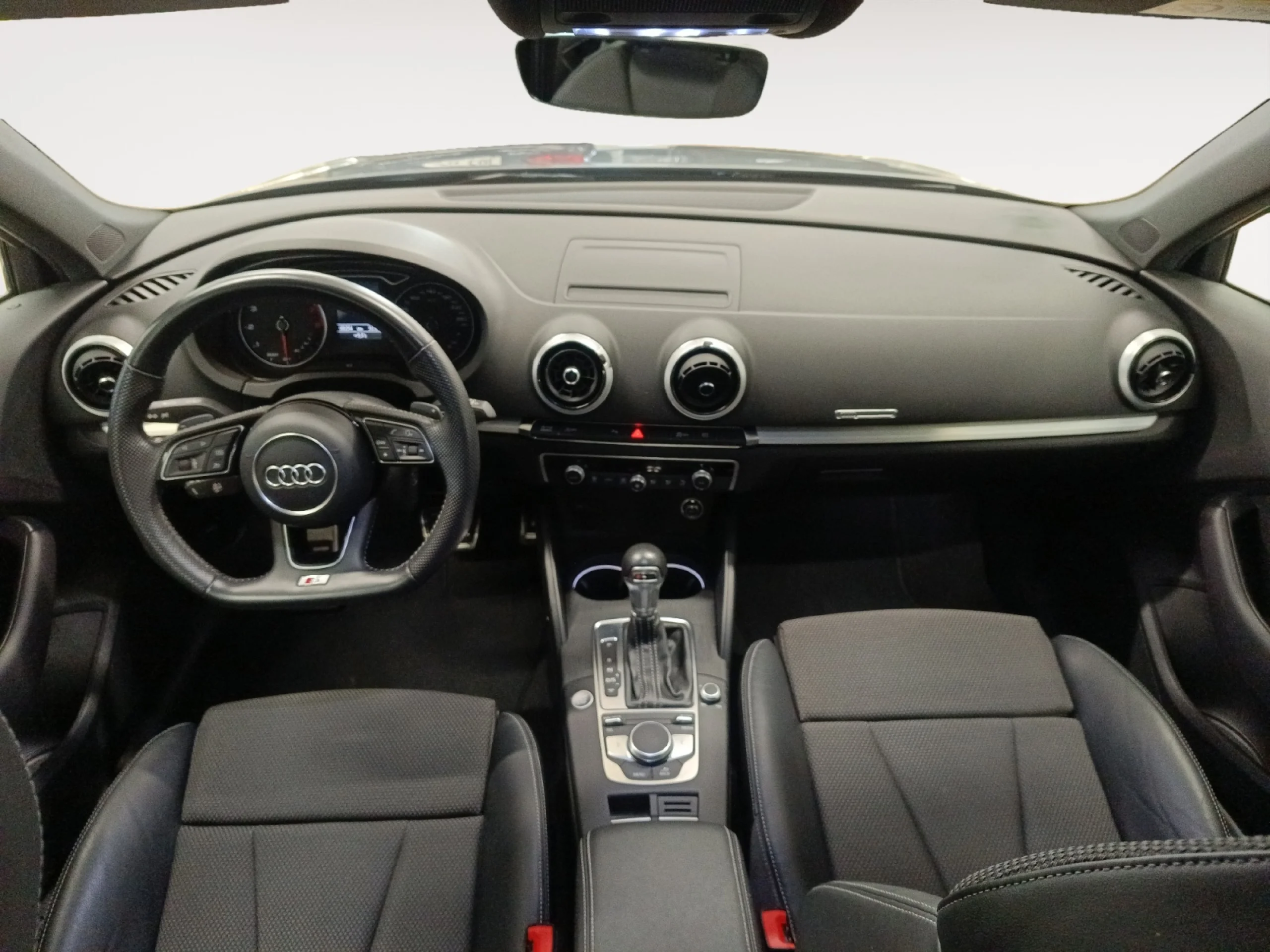 AUDI A3 S LINE 35 TFSI 110KW S TRONIC SPORTBACK - Foto 4