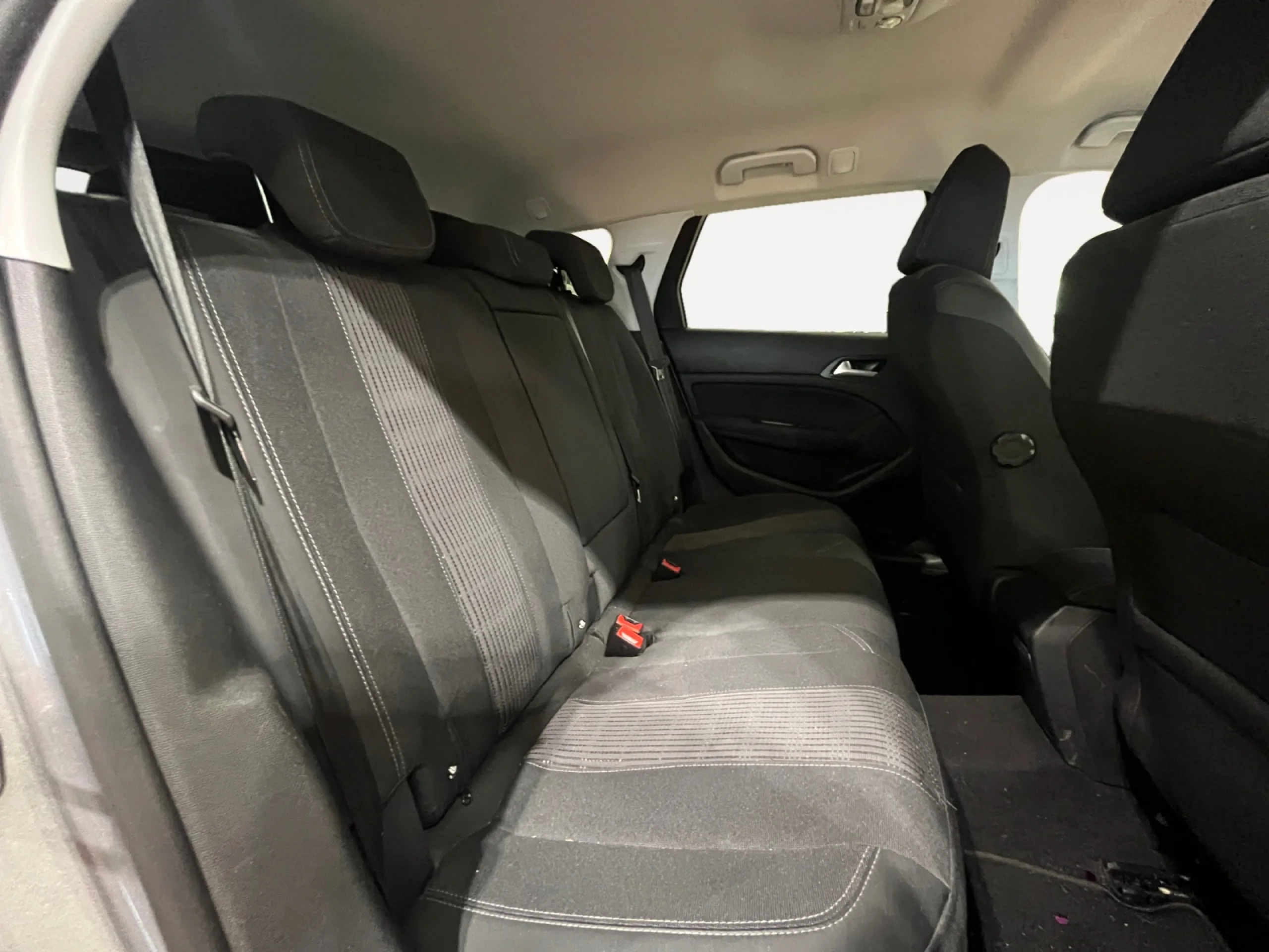 PEUGEOT 308 SW ALLURE 1.2 PURETECH 96KW (130CV) - Foto 6